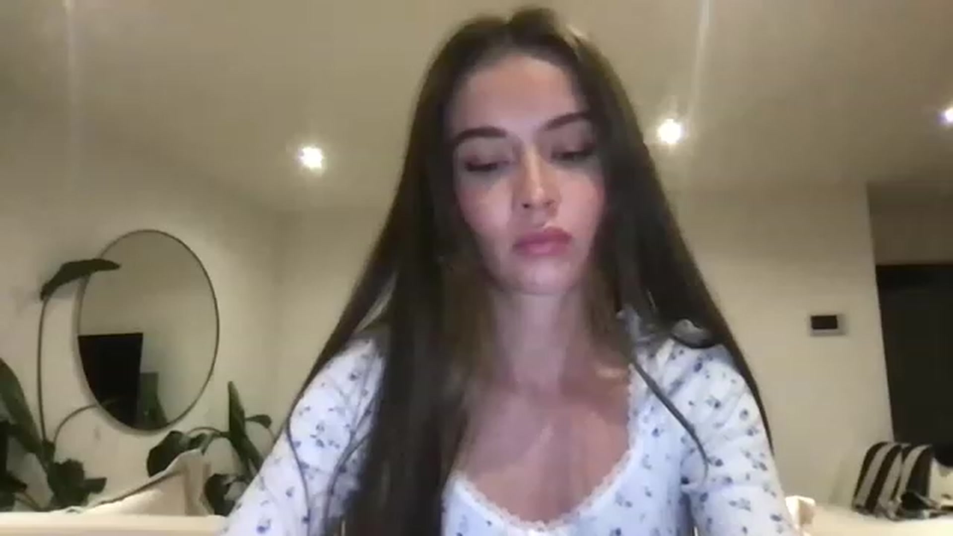 Gallery image thumbnail from Isabella0's myfreecams stream on, 02/25/2023, 21:59 image 6 of 20
