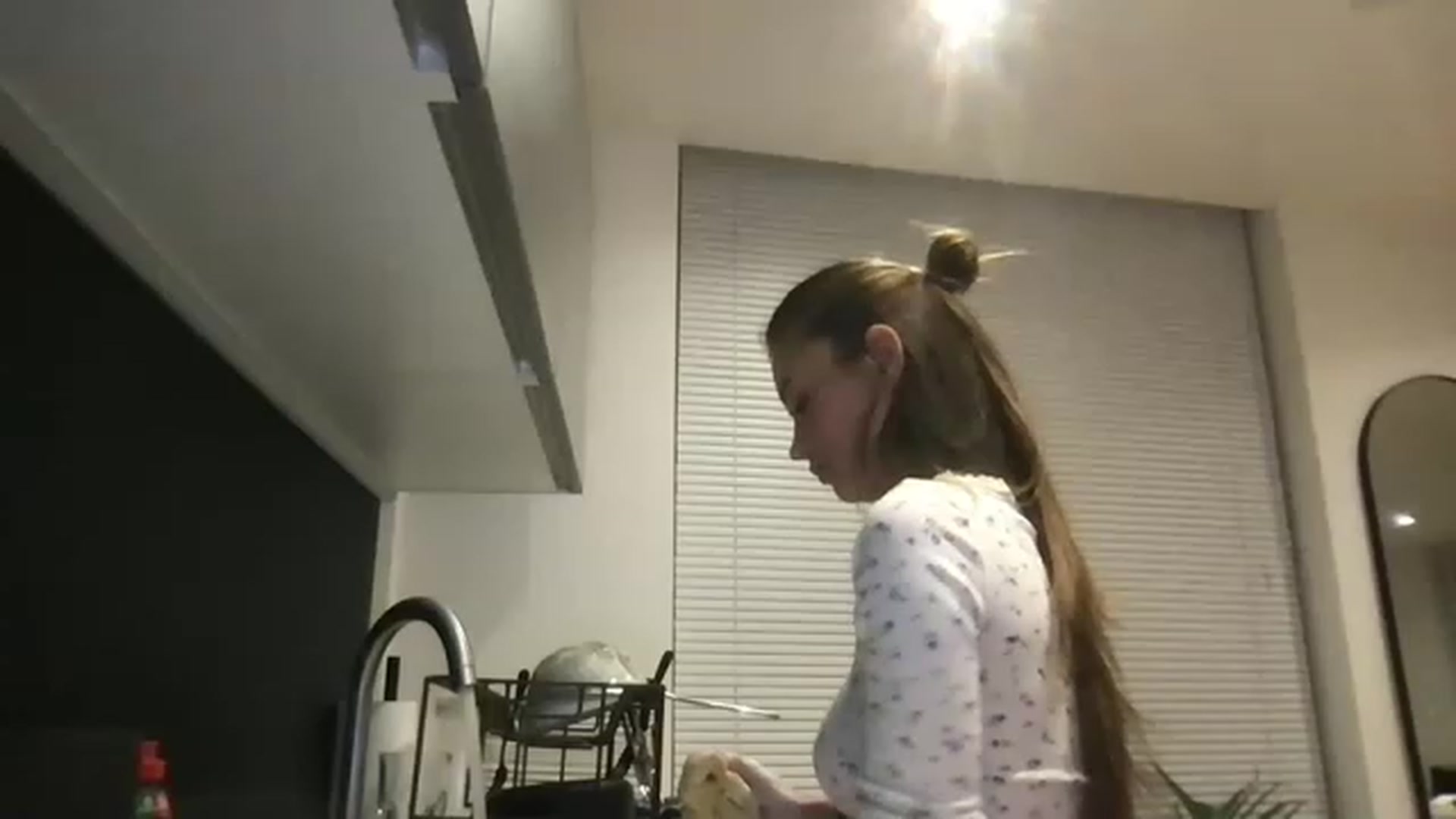 Gallery image thumbnail from Isabella0's myfreecams stream on, 03/01/2023, 19:28 image 12 of 20