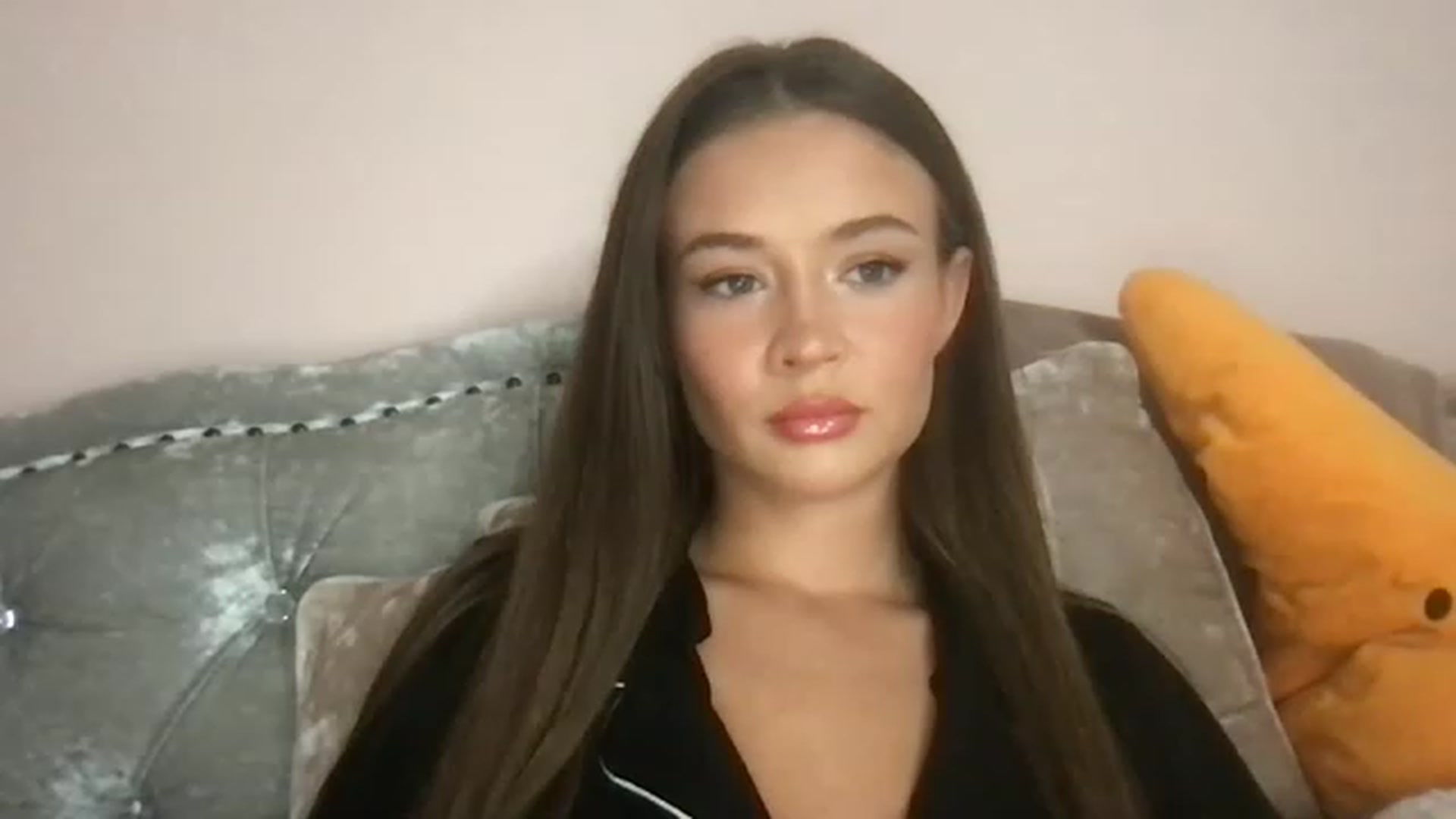 Gallery image thumbnail from Isabella0's myfreecams stream on, 08/13/2023, 19:03 image 19 of 20