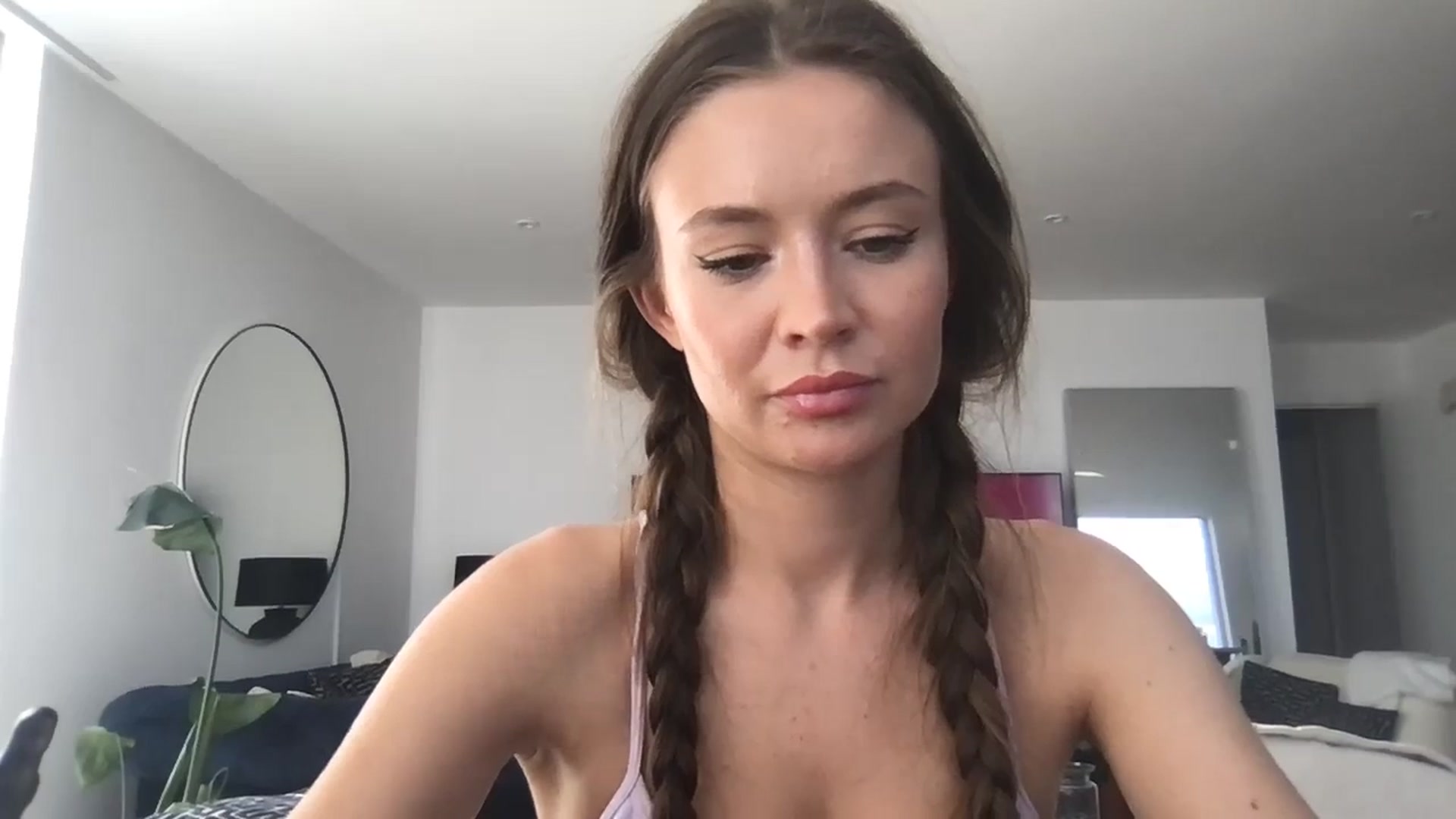 Gallery image thumbnail from Isabella0's myfreecams stream on, 08/24/2023, 16:30 image 8 of 20