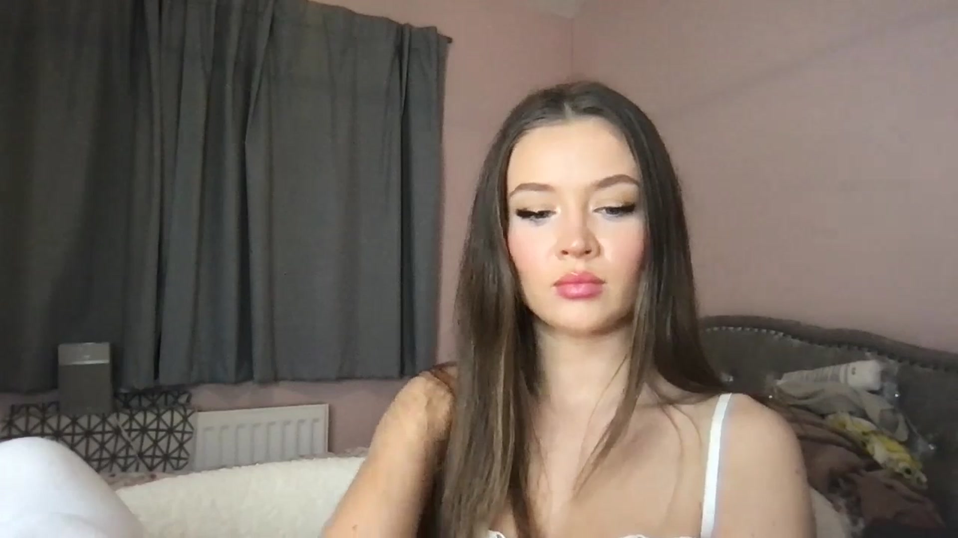 Gallery image thumbnail from Isabella0's myfreecams stream on, 11/18/2023, 22:02 image 3 of 20