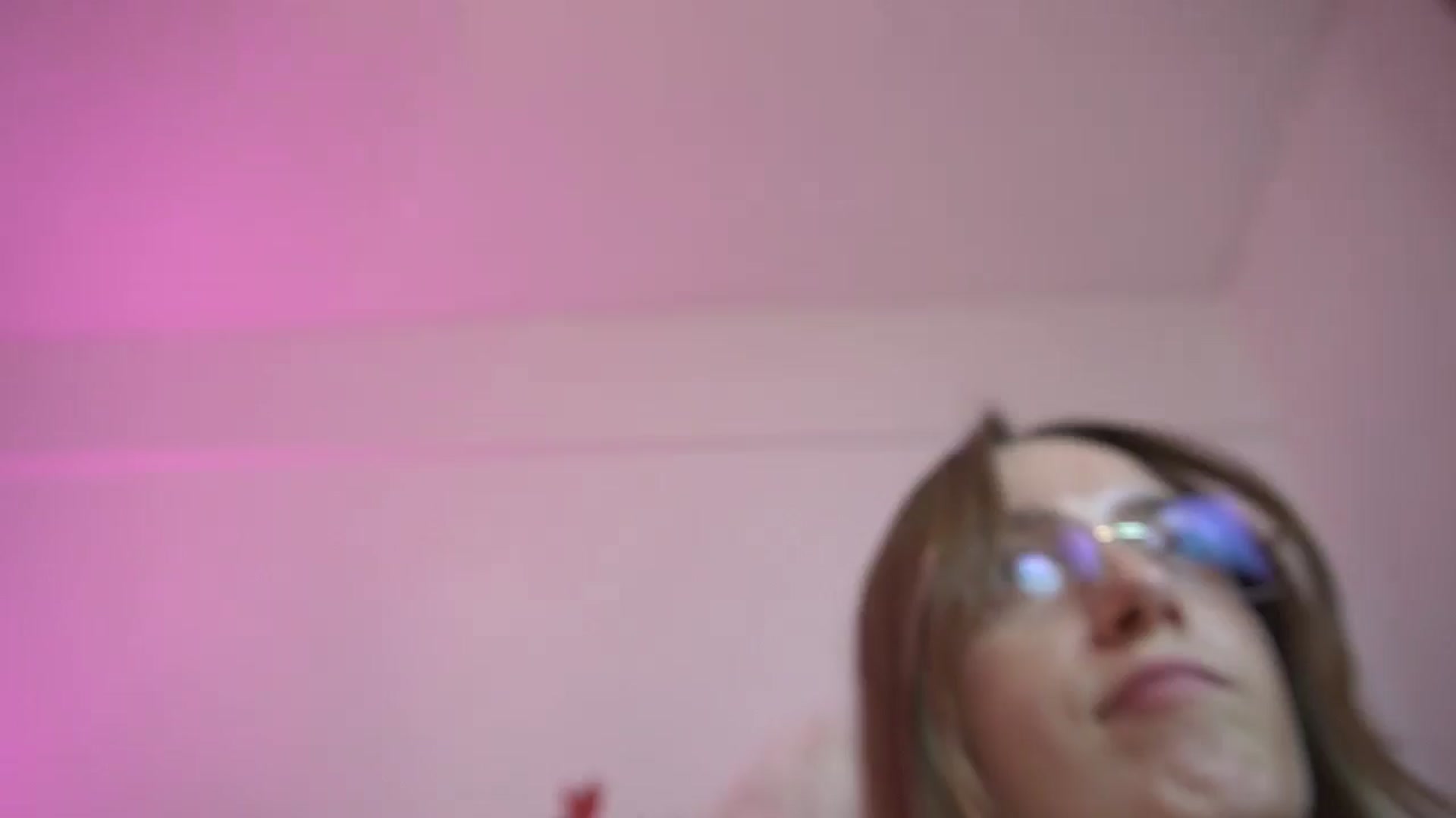 Gallery image thumbnail from IsabellaBliss's myfreecams stream on, 12/23/2025, 12:59 image 1 of 20