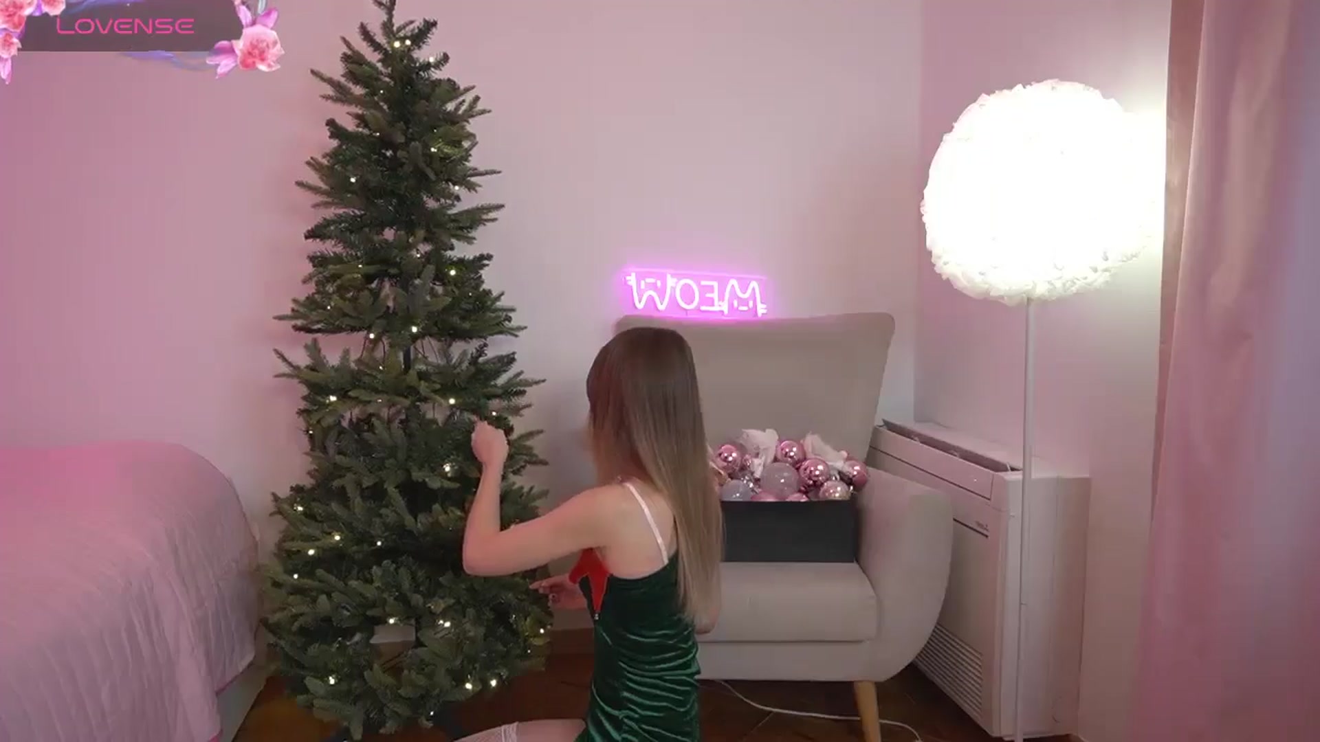 Gallery image thumbnail from IsabellaBliss's myfreecams stream on, 12/27/2025, 12:03 image 16 of 20