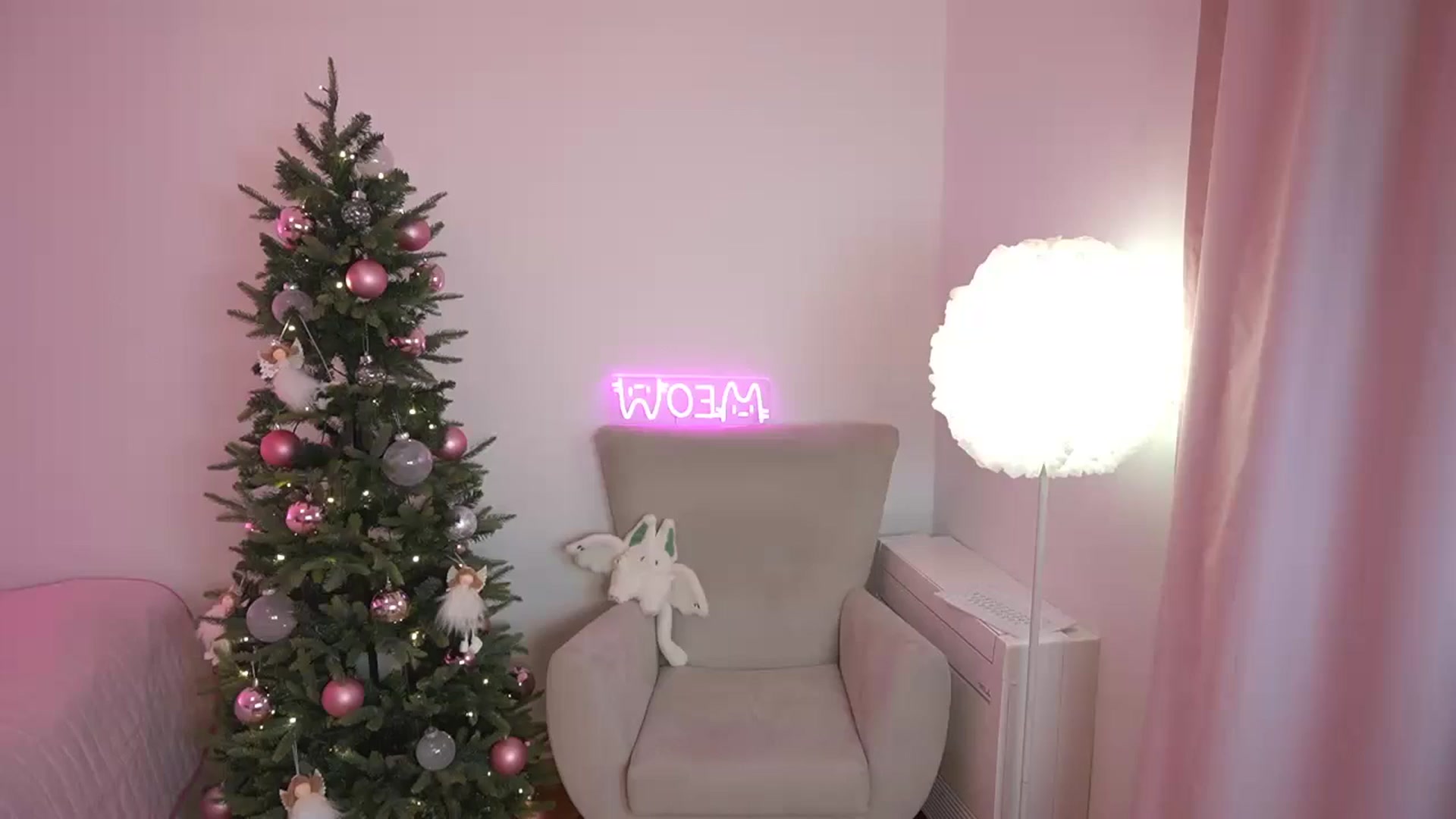 Gallery image thumbnail from IsabellaBliss's myfreecams stream on, 12/30/2025, 11:23 image 5 of 20