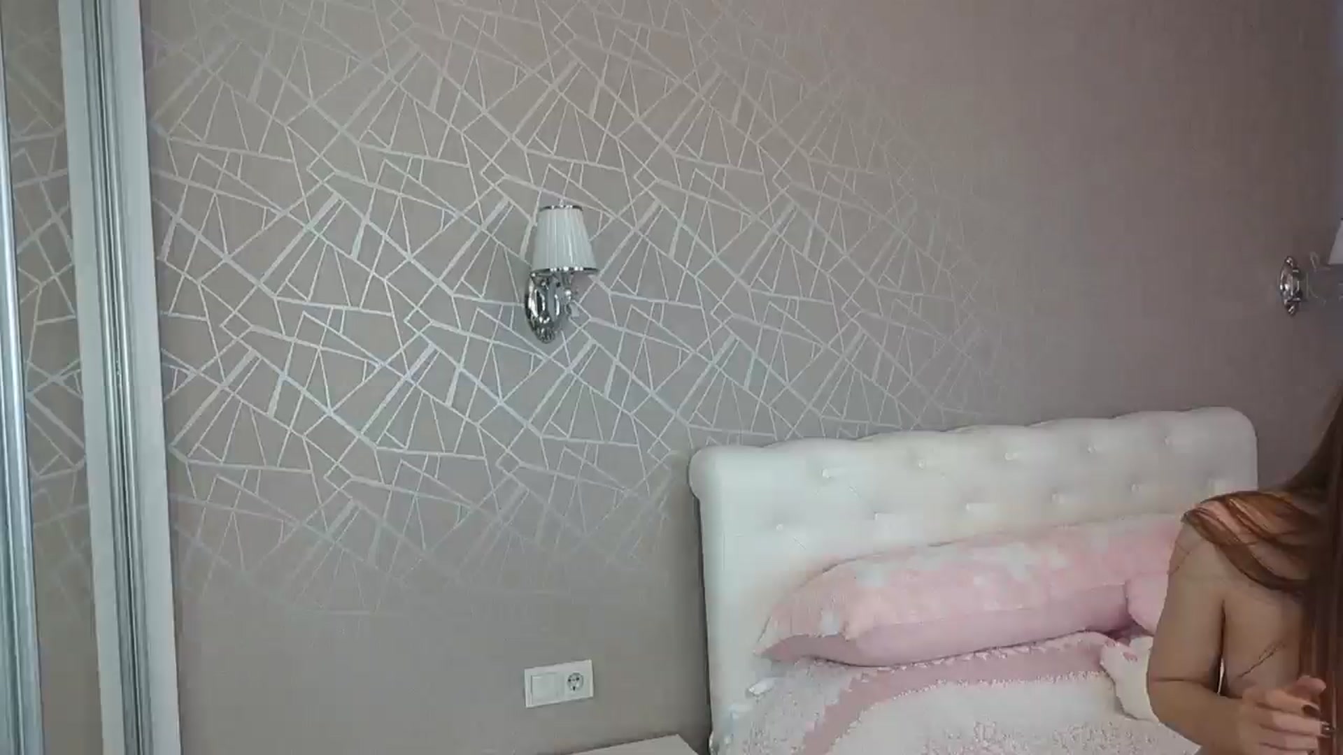 Gallery image thumbnail from IsabellaBliss's myfreecams stream on, 04/20/2026, 13:56 image 2 of 20