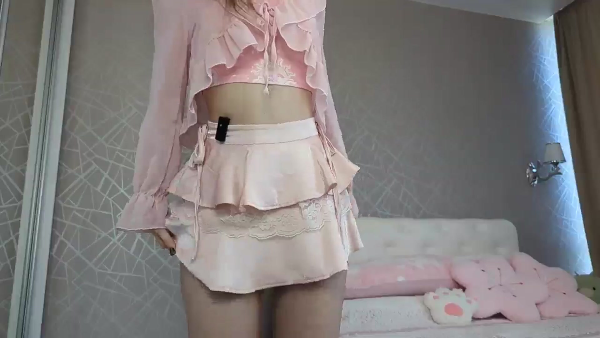 Gallery image thumbnail from IsabellaBliss's myfreecams stream on, 04/27/2026, 13:40 image 2 of 20