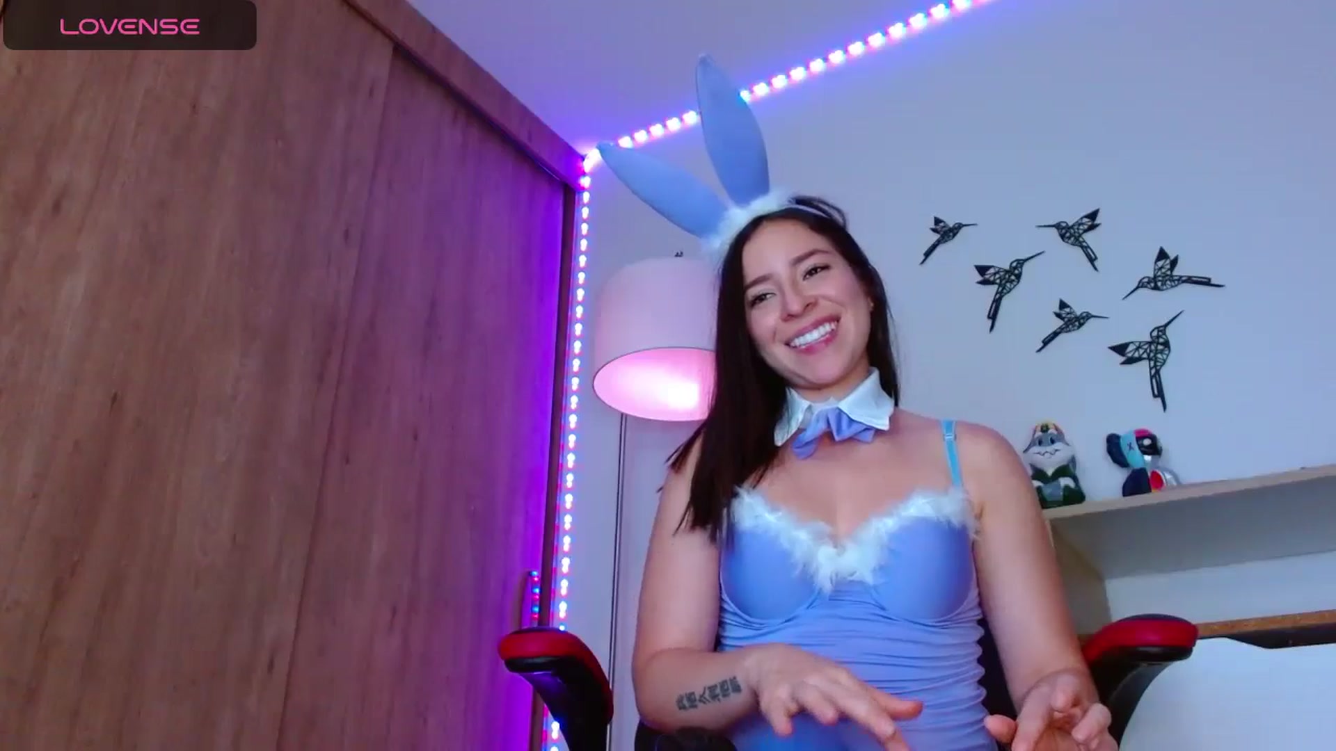 Gallery image thumbnail from IsabellaLobos's myfreecams stream on, 05/16/2024, 06:19 image 10 of 20