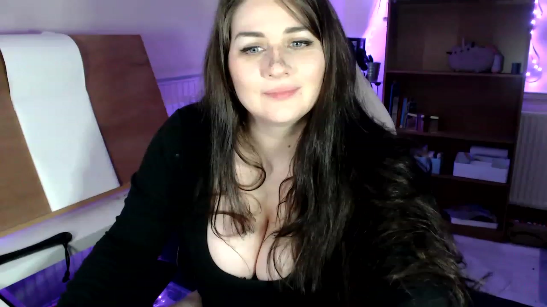 Gallery image thumbnail from IsabellaSnow's myfreecams stream on, 03/20/2023, 21:43 image 10 of 20