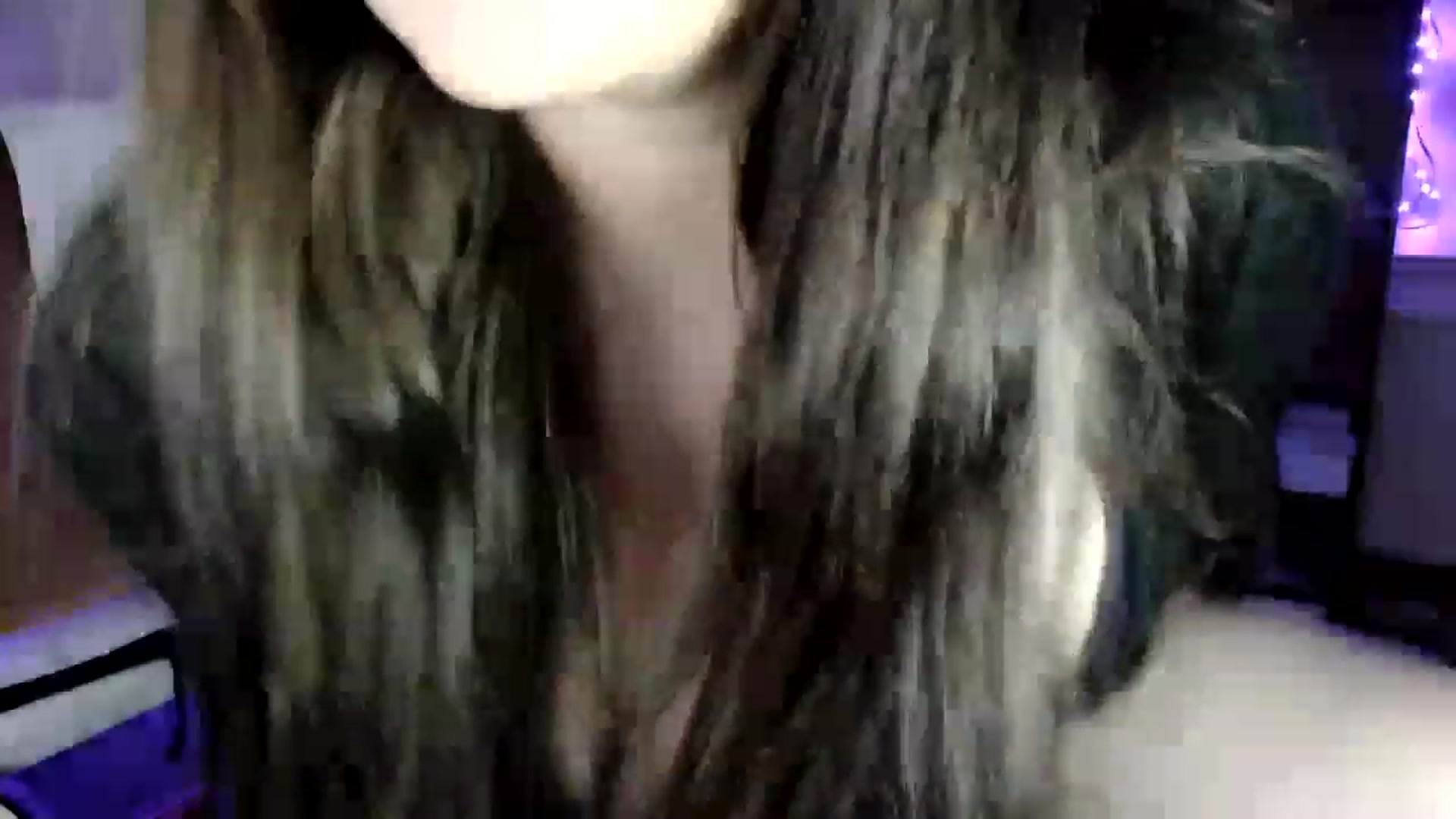 Gallery image thumbnail from IsabellaSnow's myfreecams stream on, 03/20/2023, 21:43 image 9 of 20