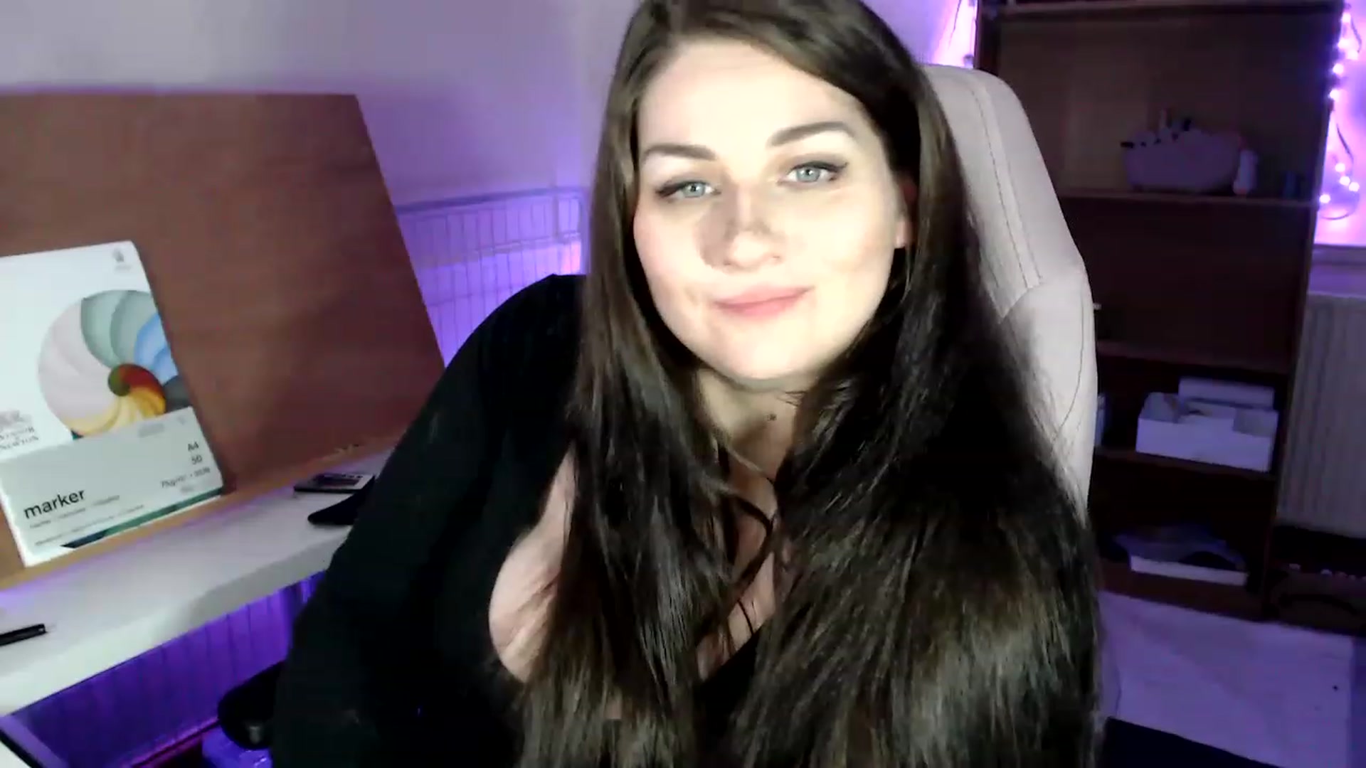 Gallery image thumbnail from IsabellaSnow's myfreecams stream on, 03/20/2023, 21:43 image 20 of 20
