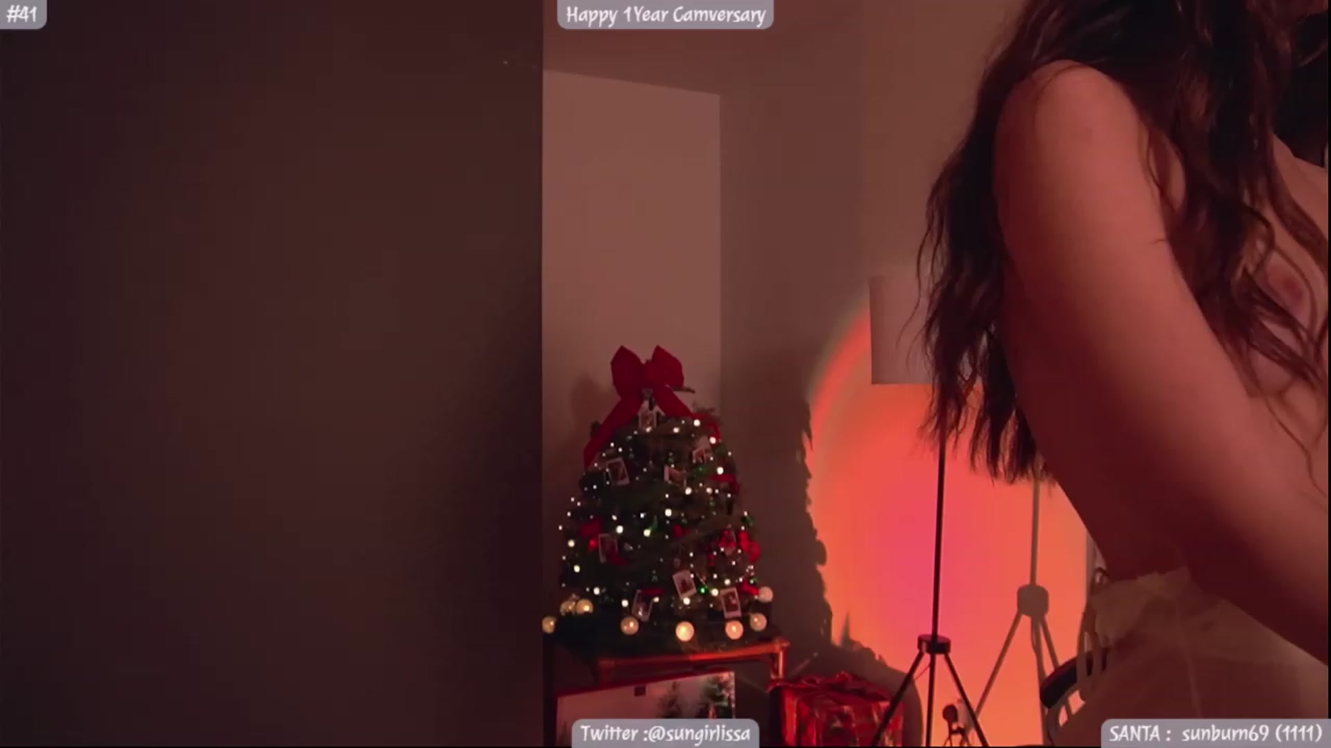 Gallery image thumbnail from Isabella_7's myfreecams stream on, 12/22/2023, 24:28 image 14 of 20