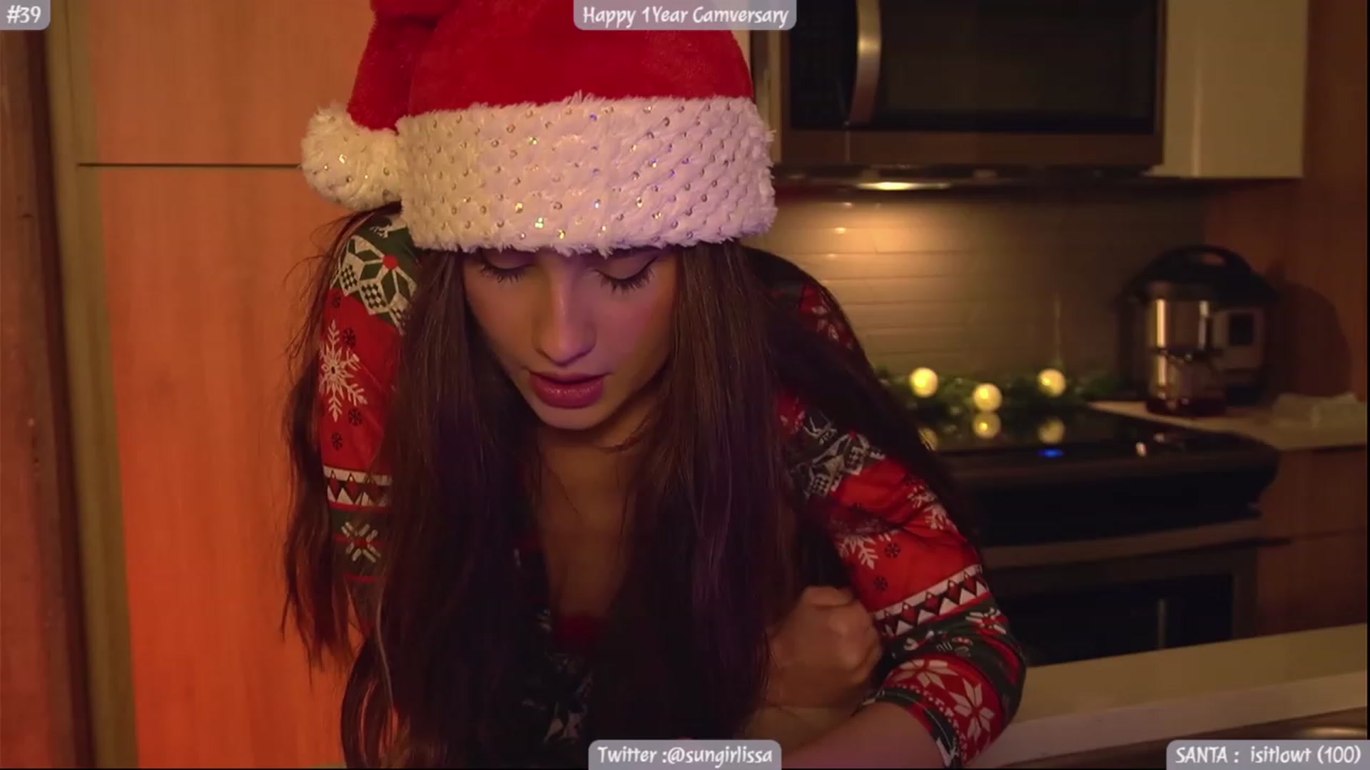 Gallery image thumbnail from Isabella_7's myfreecams stream on, 12/25/2023, 02:04 image 18 of 20
