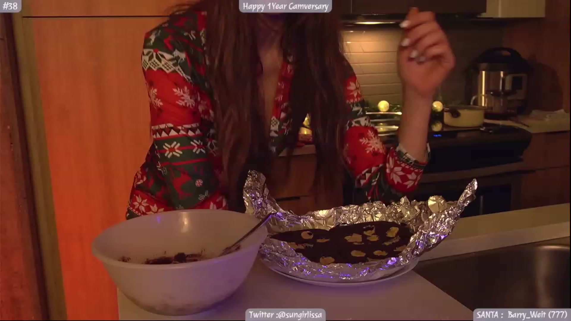Gallery image thumbnail from Isabella_7's myfreecams stream on, 12/25/2023, 04:05 image 5 of 20