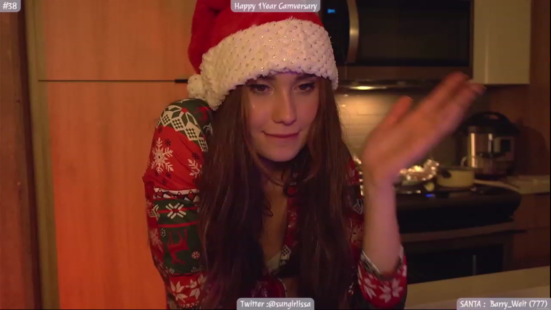 Gallery image thumbnail from Isabella_7's myfreecams stream on, 12/25/2023, 04:05 image 6 of 20