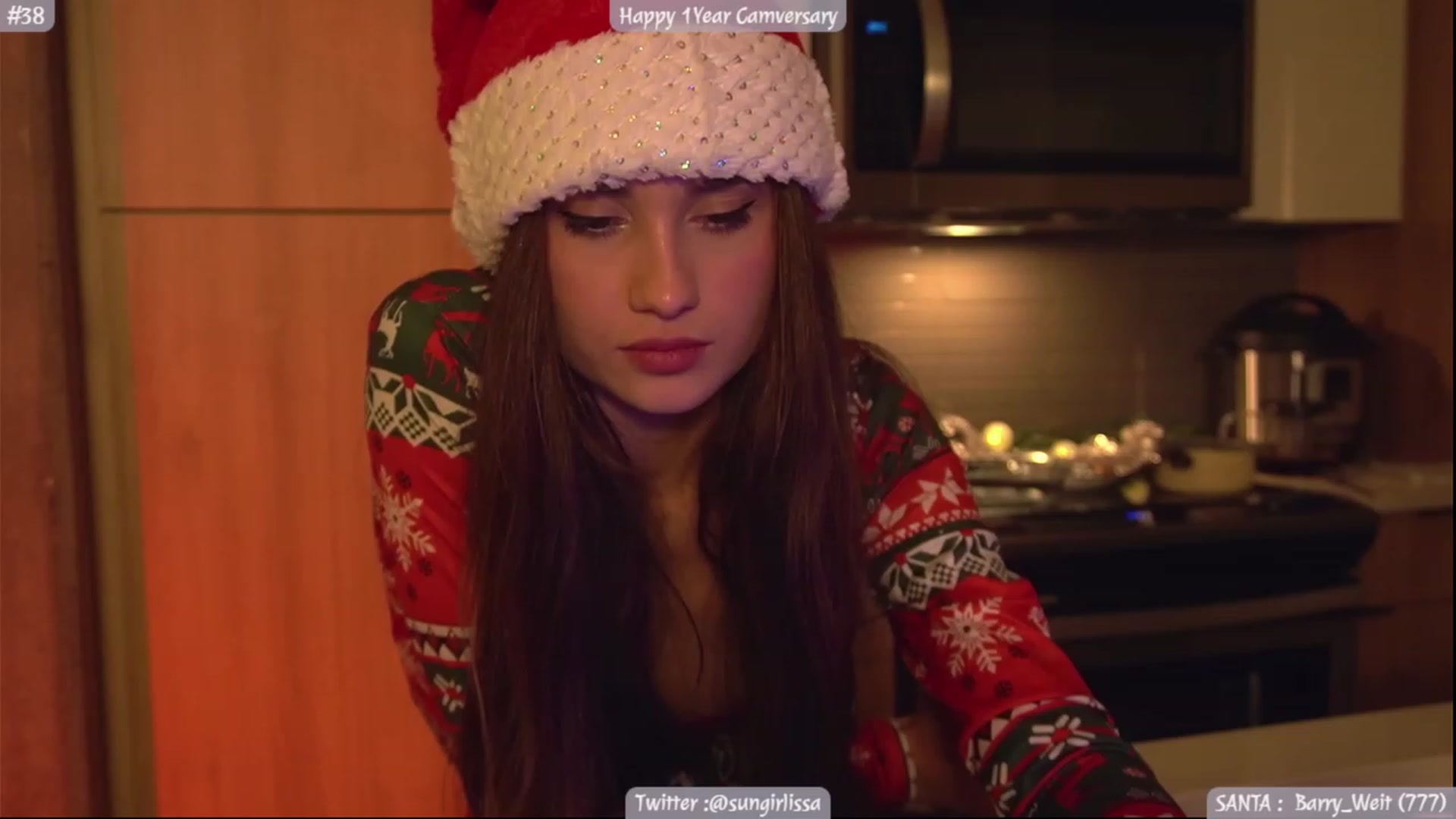 Gallery image thumbnail from Isabella_7's myfreecams stream on, 12/25/2023, 04:05 image 7 of 20