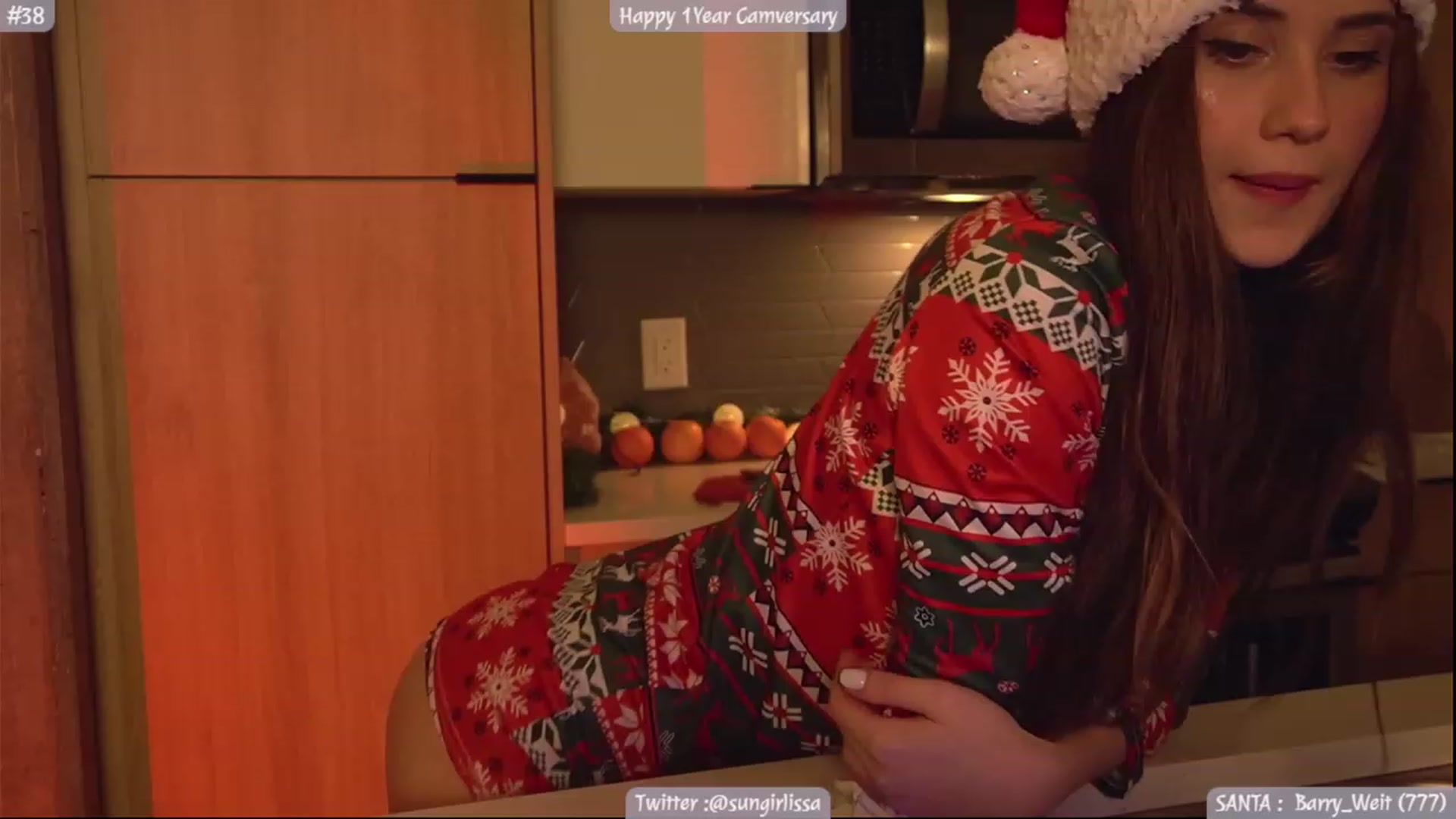 Gallery image thumbnail from Isabella_7's myfreecams stream on, 12/25/2023, 04:05 image 10 of 20