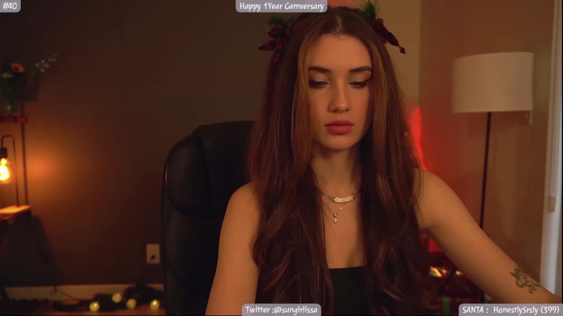 Gallery image thumbnail from Isabella_7's myfreecams stream on, 12/25/2023, 23:28 image 13 of 20