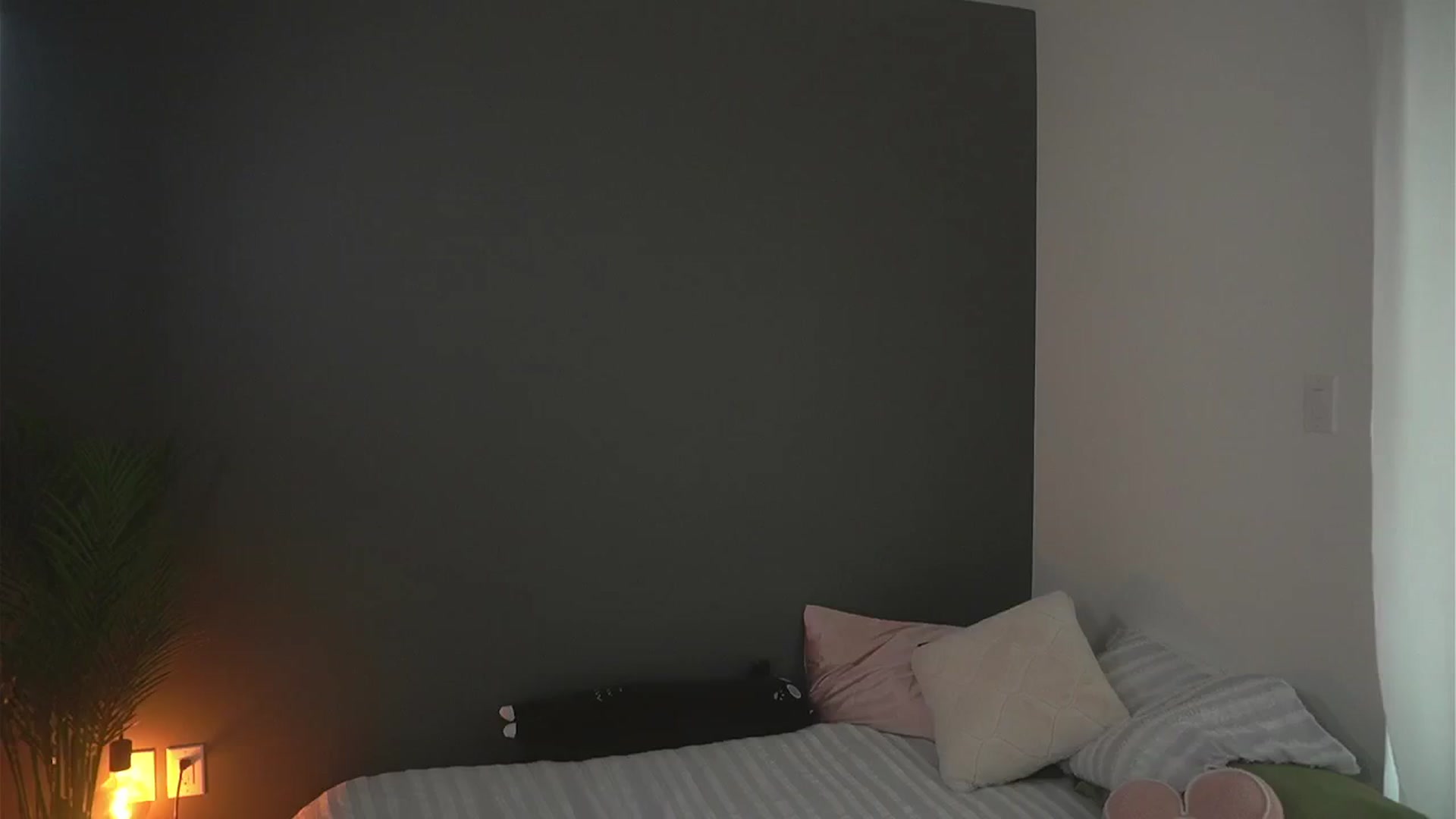 Gallery image thumbnail from Isabella_7's myfreecams stream on, 05/03/2024, 22:15 image 15 of 20