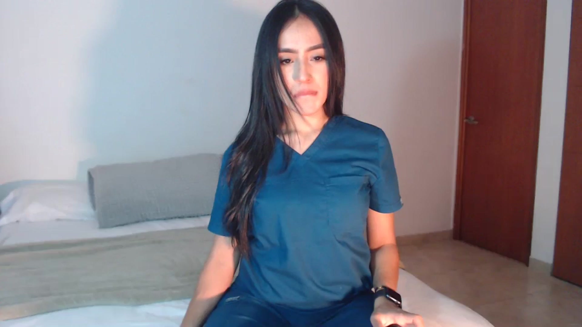 Gallery image thumbnail from Isabellaclark's myfreecams stream on, 08/29/2023, 15:52 image 4 of 20