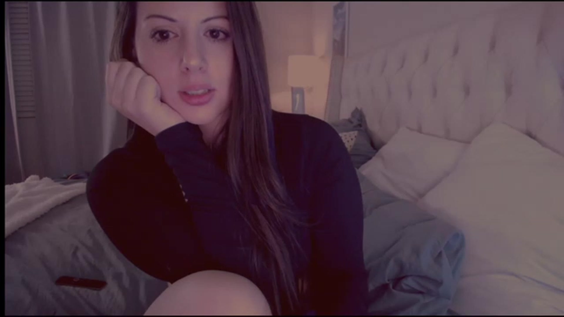 Gallery image thumbnail from Isabelle's myfreecams stream on, 11/23/2022, 05:28 image 16 of 20