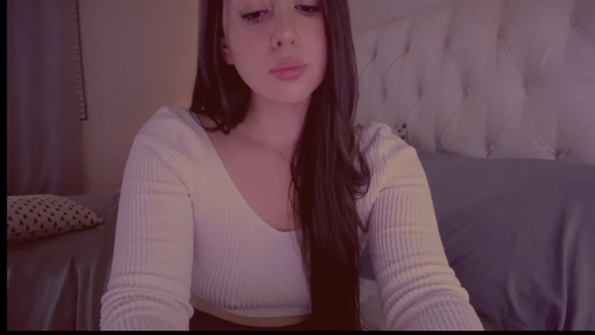 Gallery image thumbnail from Isabelle's myfreecams stream on, 12/16/2022, 03:14 image 14 of 20