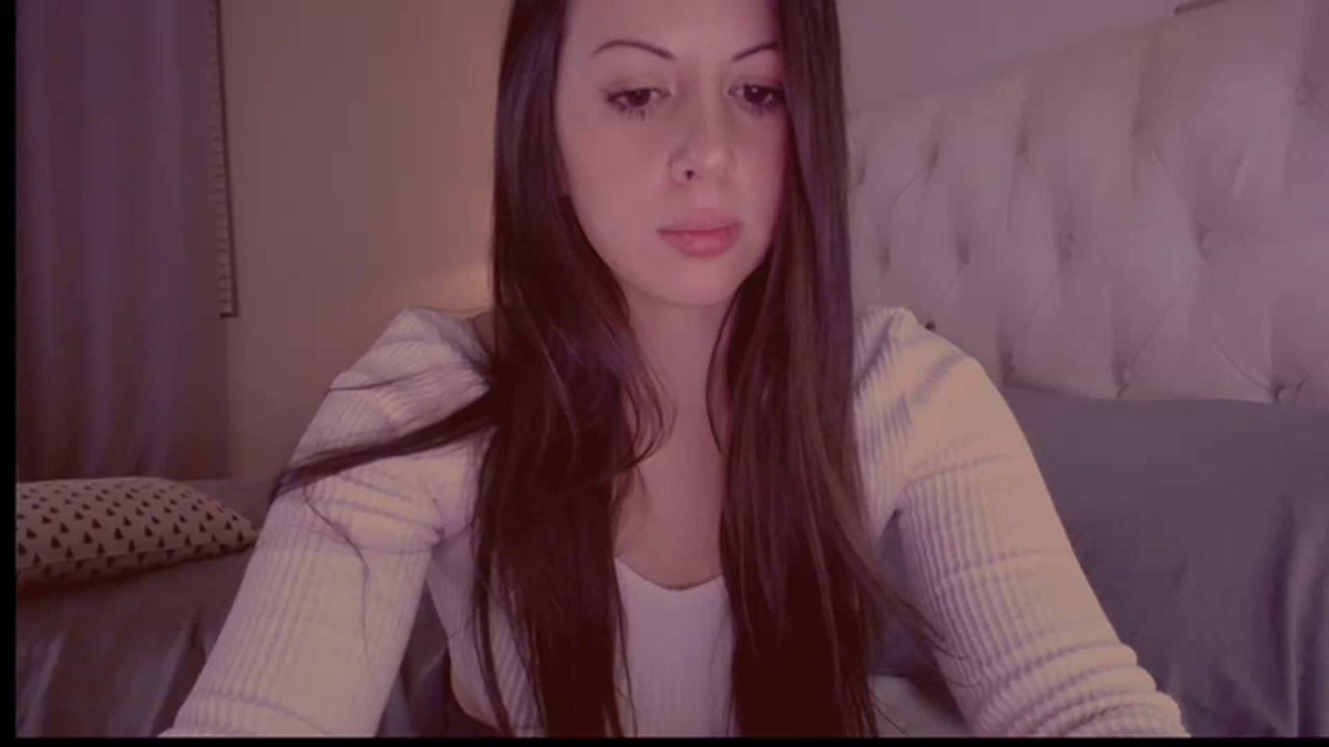 Gallery image thumbnail from Isabelle's myfreecams stream on, 12/16/2022, 03:14 image 17 of 20