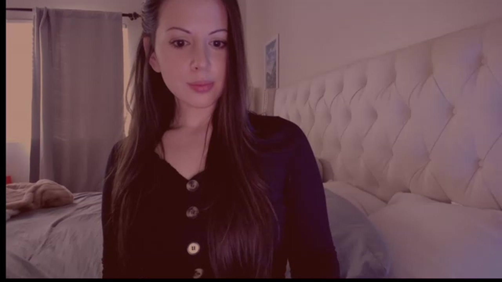 Gallery image thumbnail from Isabelle's myfreecams stream on, 12/16/2022, 23:25 image 11 of 20