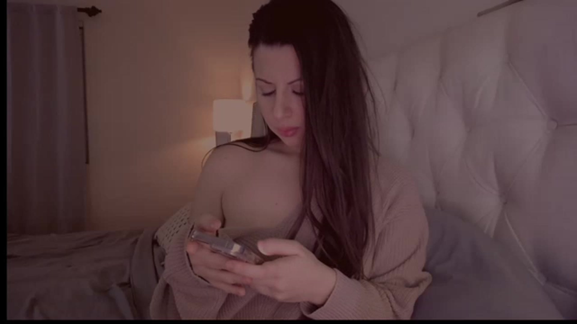 Gallery image thumbnail from Isabelle's myfreecams stream on, 01/03/2023, 07:01 image 20 of 20