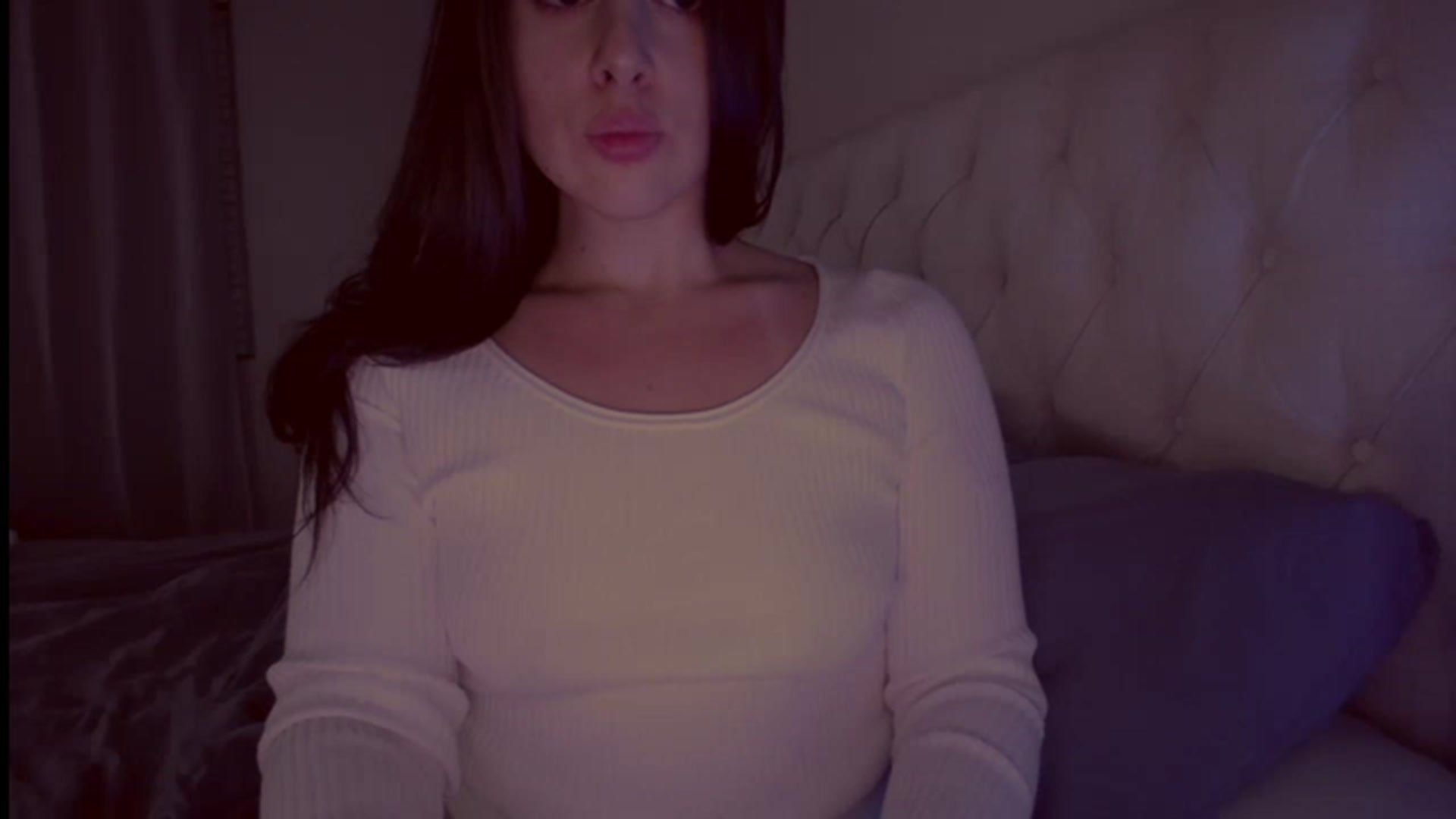 Gallery image thumbnail from Isabelle's myfreecams stream on, 02/07/2023, 10:22 image 20 of 20
