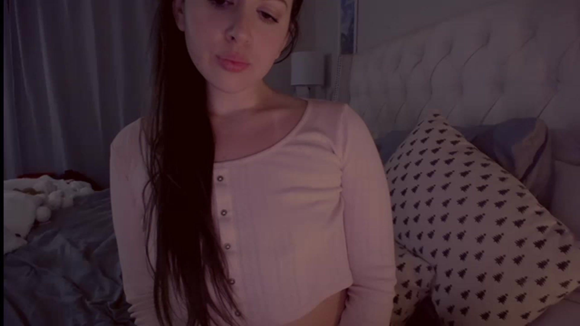 Gallery image thumbnail from Isabelle's myfreecams stream on, 02/10/2023, 10:21 image 13 of 20