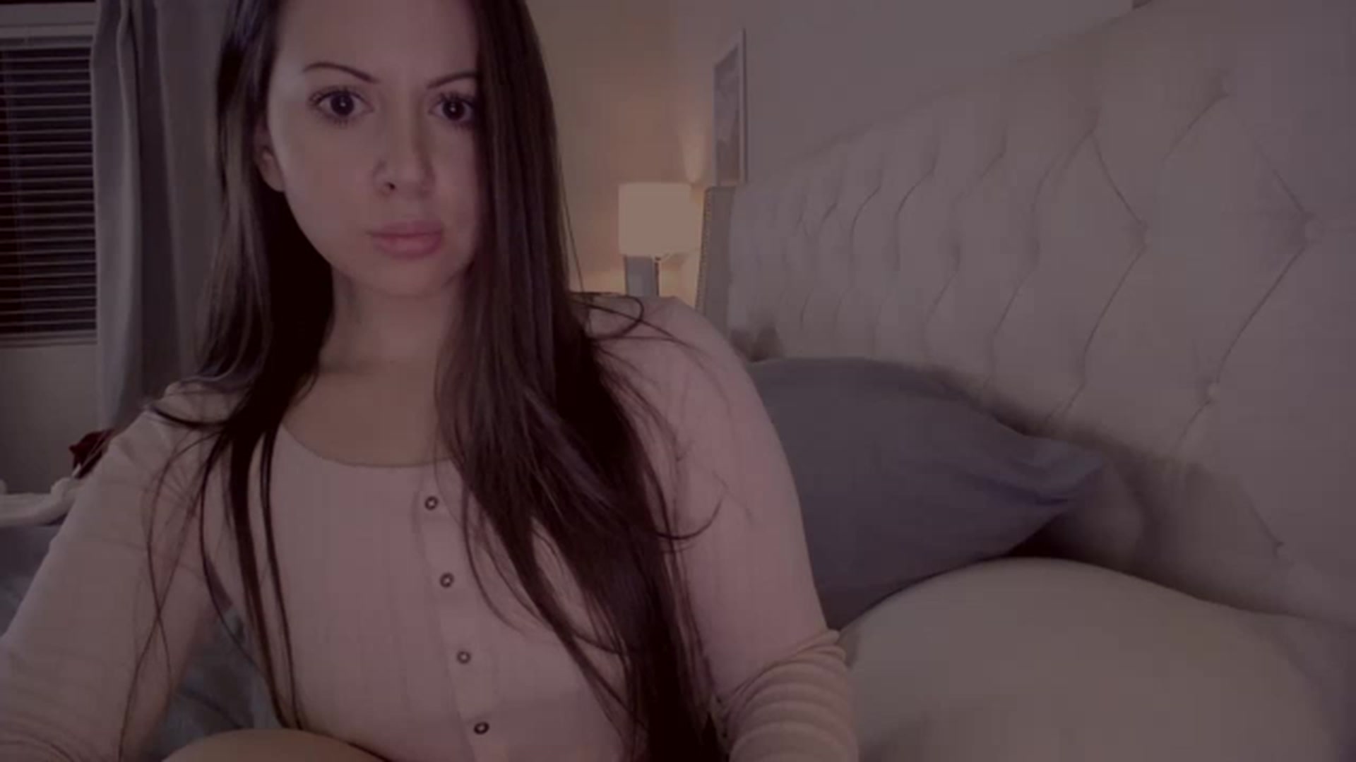 Gallery image thumbnail from Isabelle's myfreecams stream on, 02/28/2023, 02:44 image 12 of 20