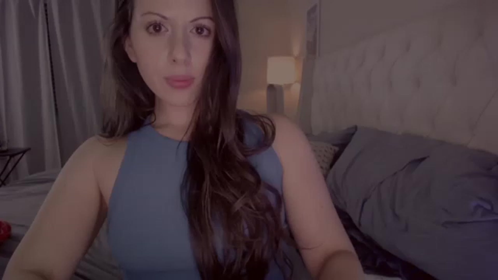 Gallery image thumbnail from Isabelle's myfreecams stream on, 04/23/2023, 07:38 image 17 of 20