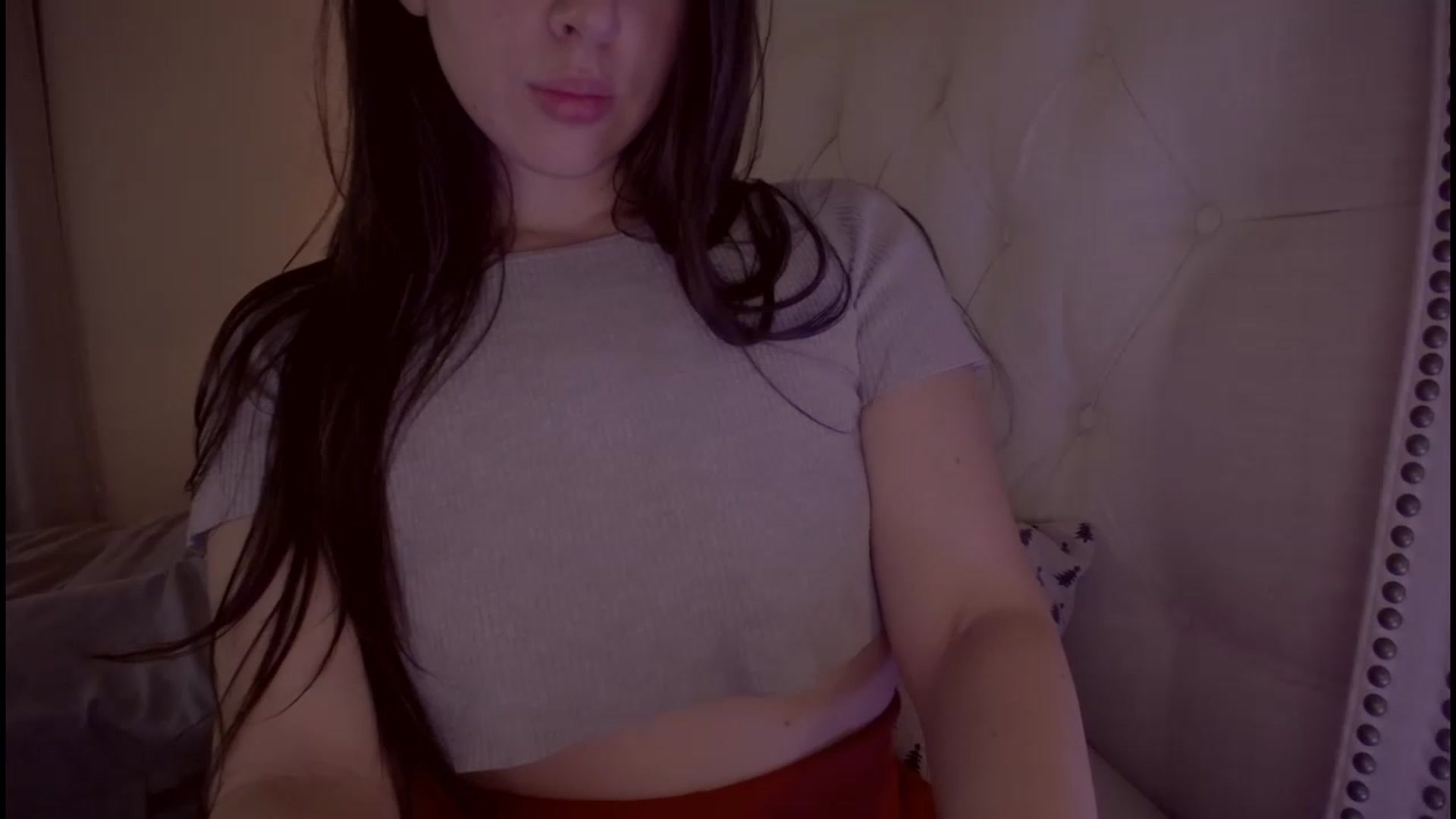 Gallery image thumbnail from Isabelle's myfreecams stream on, 06/01/2023, 11:38 image 16 of 20