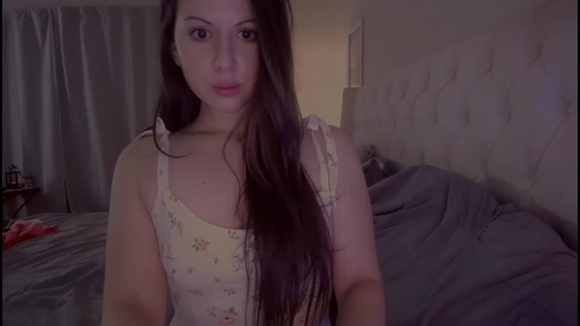 Gallery image thumbnail from Isabelle's myfreecams stream on, 06/05/2023, 07:57 image 9 of 20
