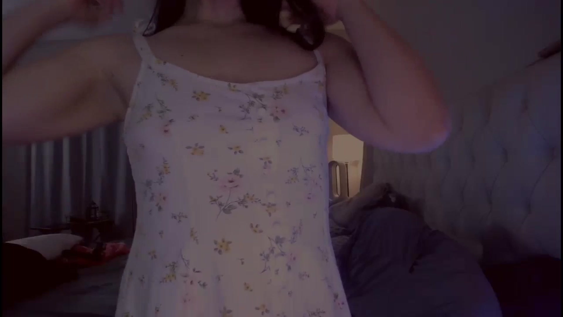 Gallery image thumbnail from Isabelle's myfreecams stream on, 06/05/2023, 09:25 image 11 of 20