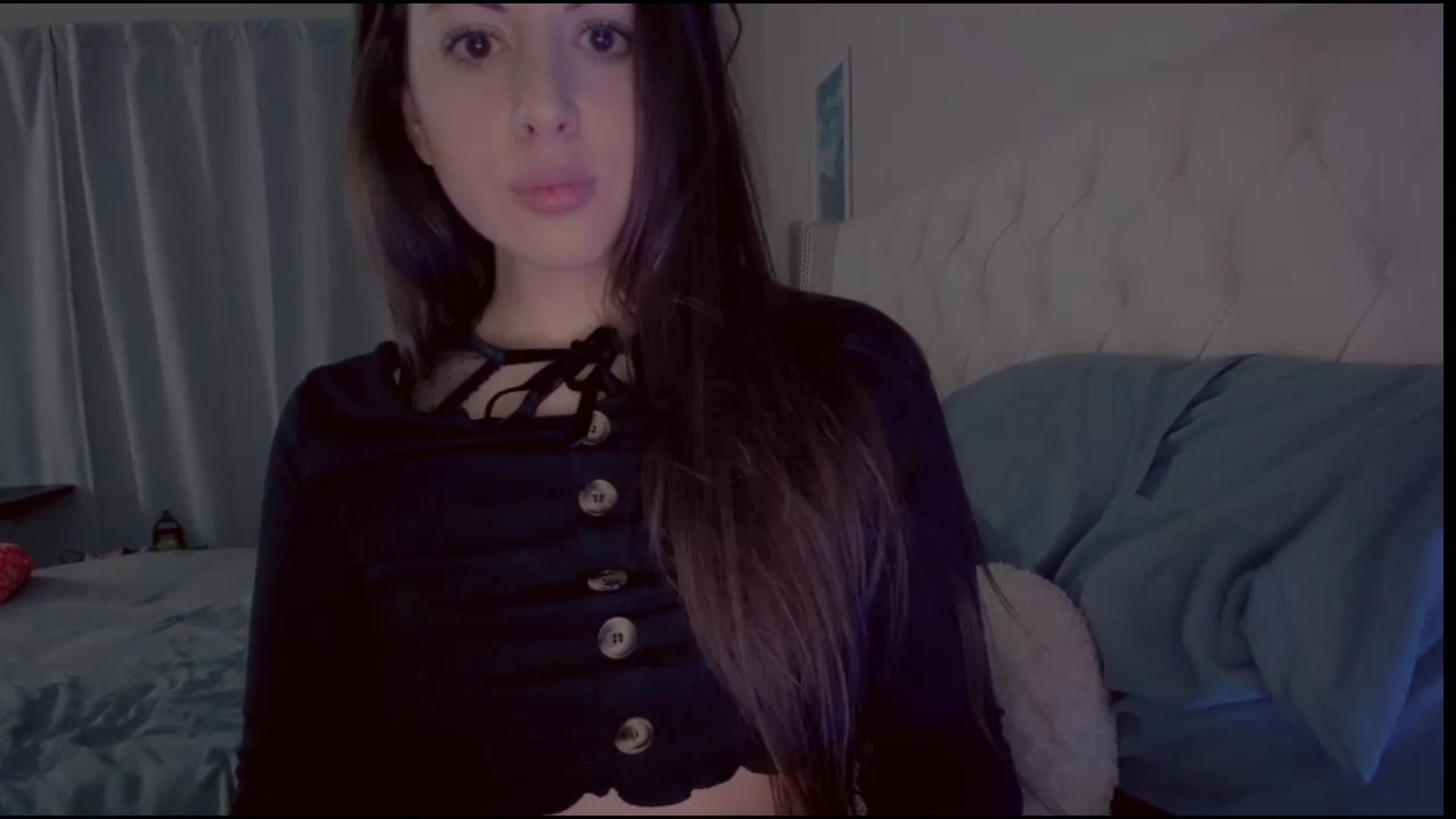 Gallery image thumbnail from Isabelle's myfreecams stream on, 07/14/2023, 07:07 image 17 of 20