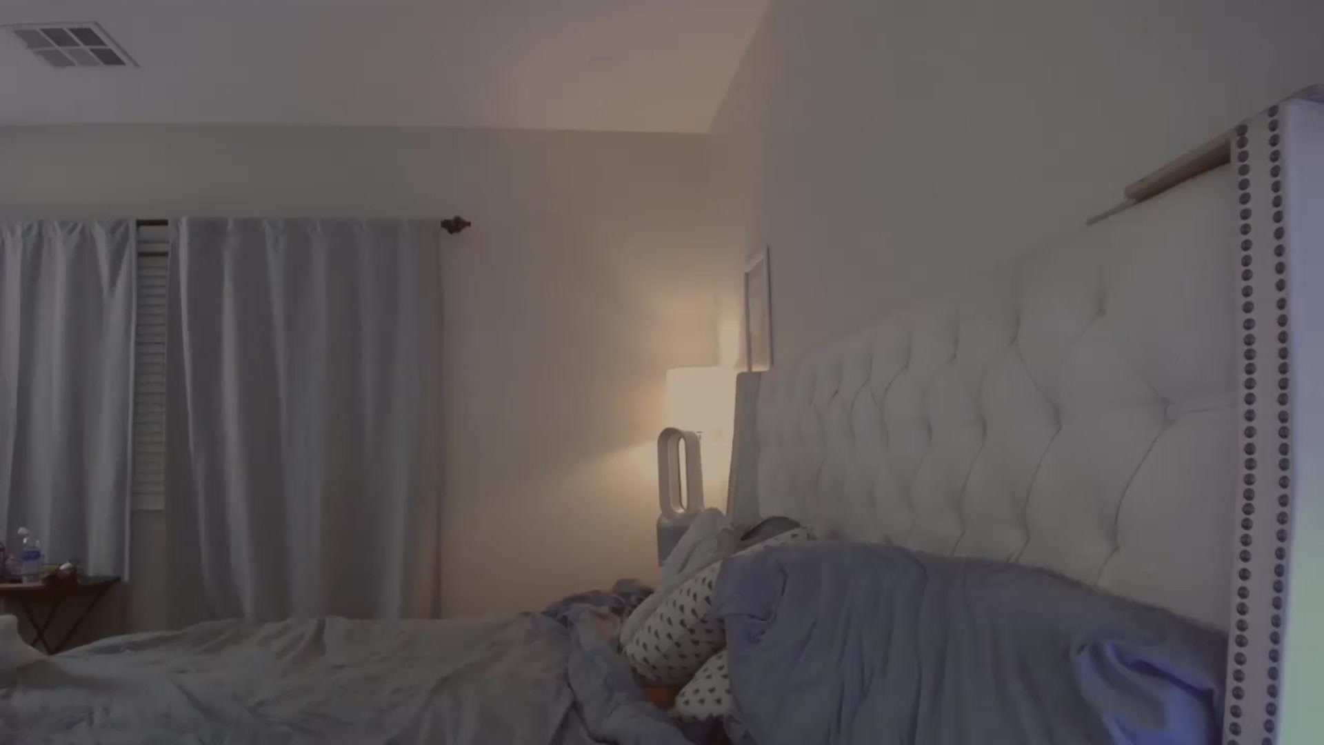 Gallery image thumbnail from Isabelle's myfreecams stream on, 09/18/2023, 05:03 image 9 of 20