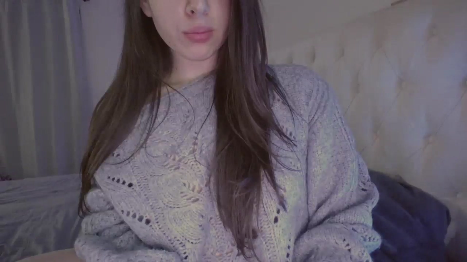 Gallery image thumbnail from Isabelle's myfreecams stream on, 11/30/2023, 07:40 image 6 of 20