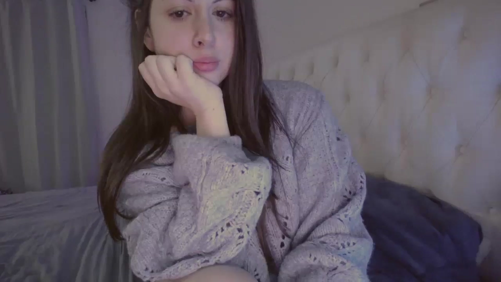 Gallery image thumbnail from Isabelle's myfreecams stream on, 11/30/2023, 07:40 image 5 of 20