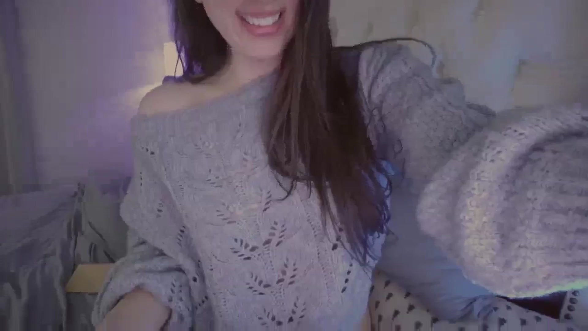 Gallery image thumbnail from Isabelle's myfreecams stream on, 11/30/2023, 08:20 image 2 of 20