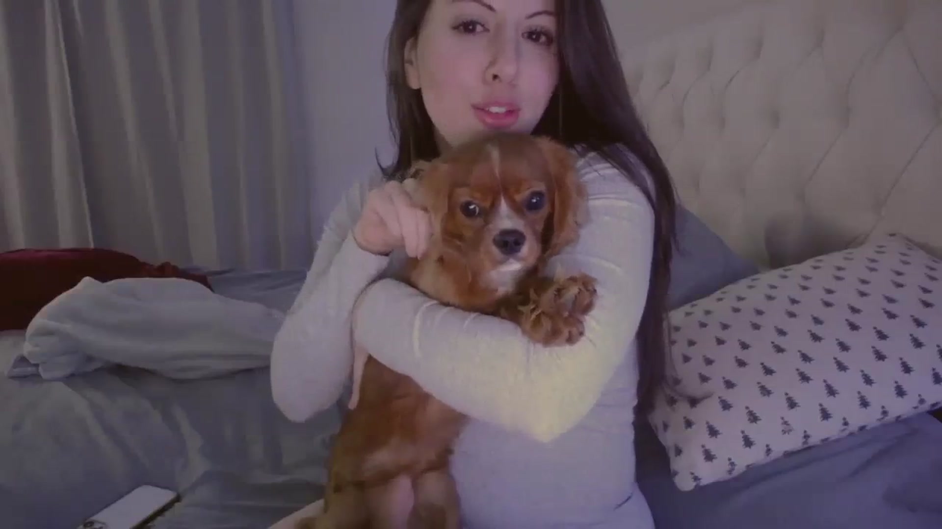 Gallery image thumbnail from Isabelle's myfreecams stream on, 12/12/2023, 05:41 image 19 of 20