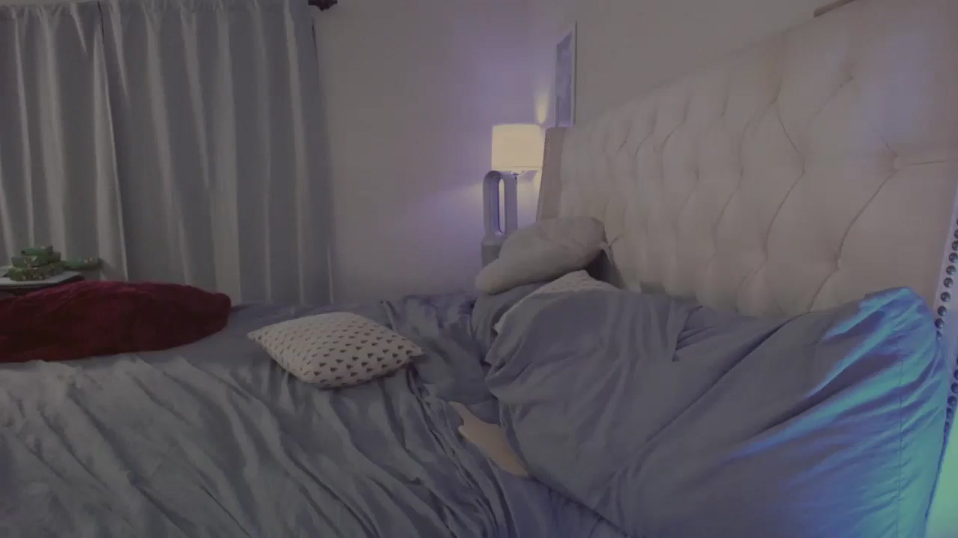 Gallery image thumbnail from Isabelle's myfreecams stream on, 12/15/2023, 04:16 image 2 of 20