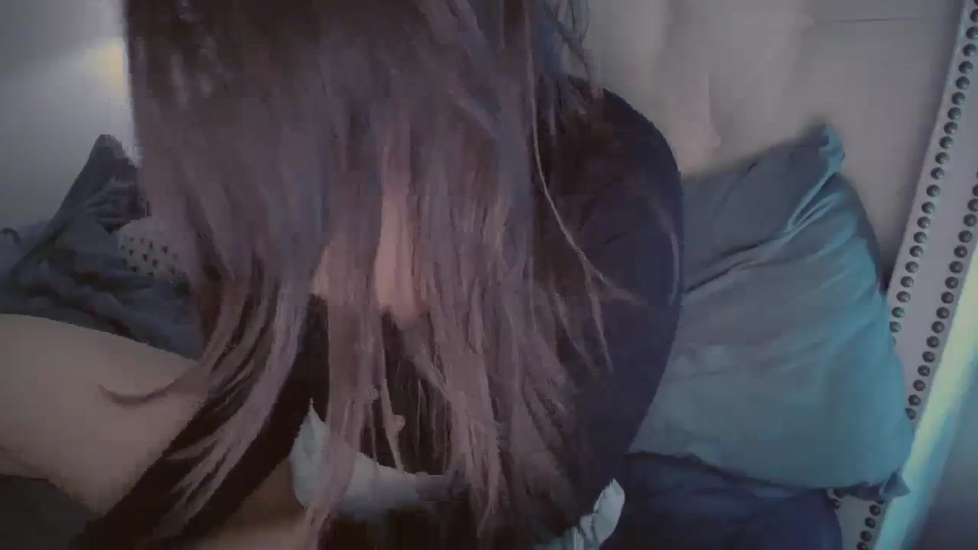 Gallery image thumbnail from Isabelle's myfreecams stream on, 12/22/2023, 09:14 image 9 of 20