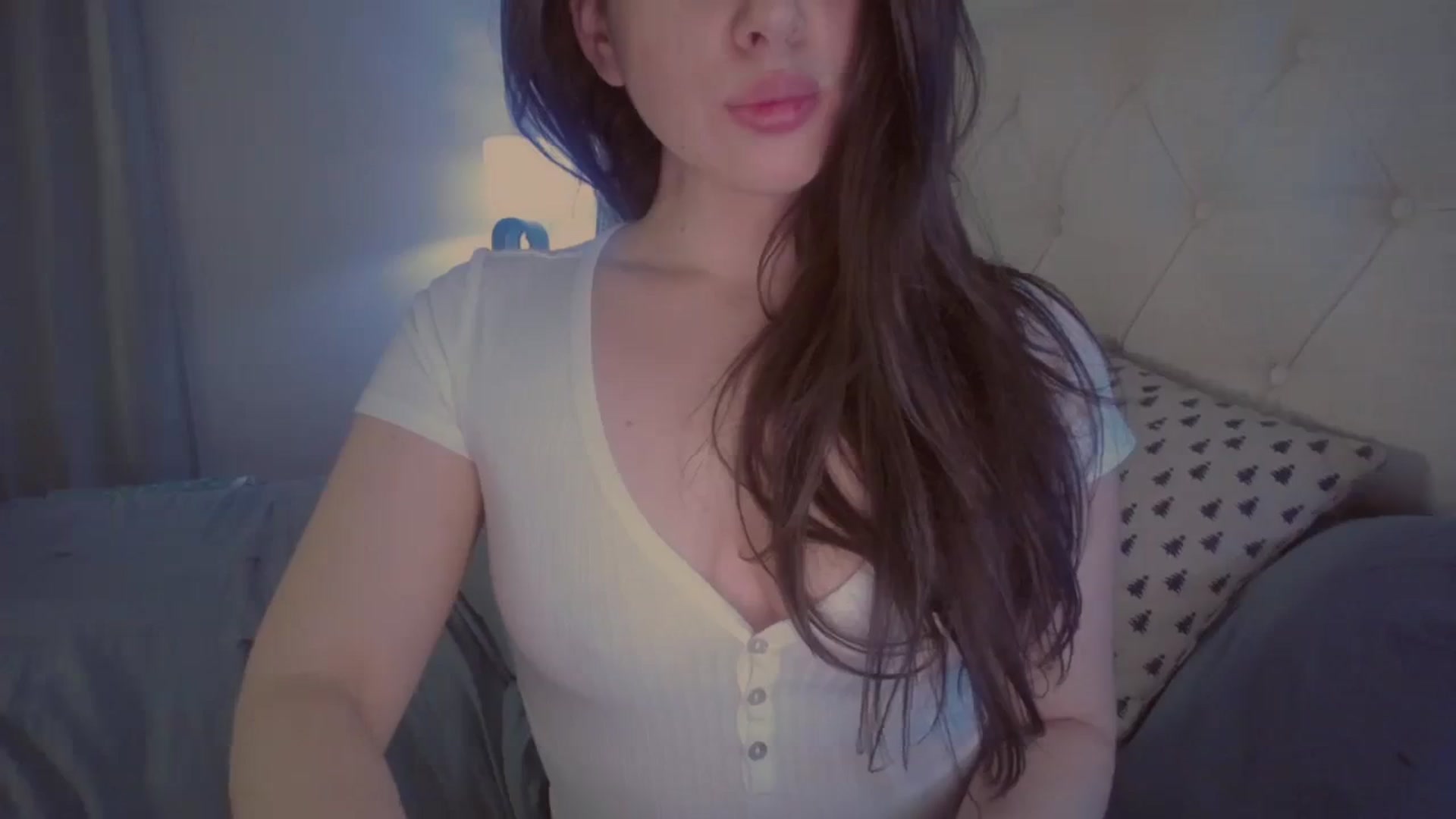 Gallery image thumbnail from Isabelle's myfreecams stream on, 01/28/2024, 07:59 image 19 of 20