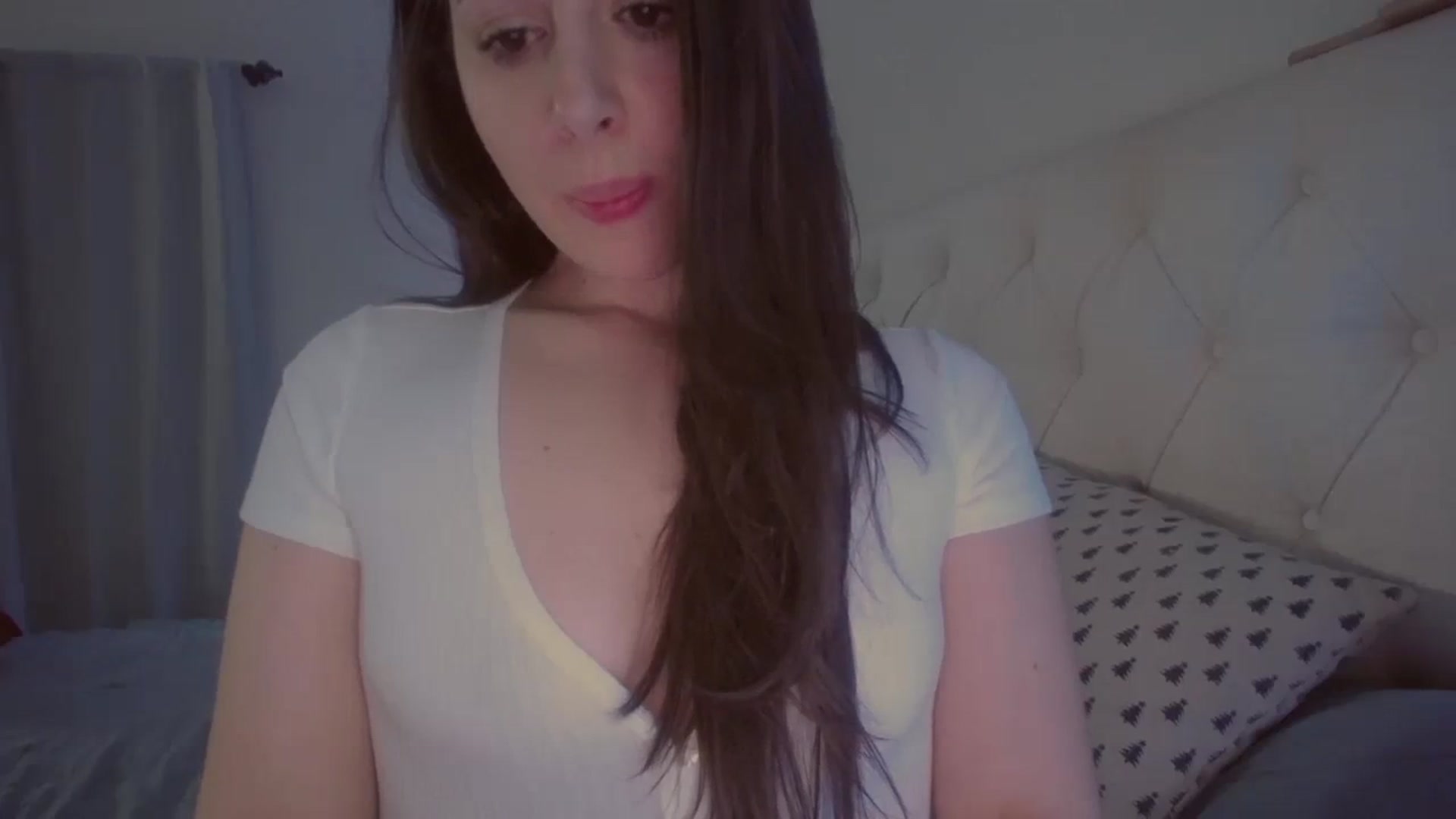 Gallery image thumbnail from Isabelle's myfreecams stream on, 01/28/2024, 09:09 image 17 of 20