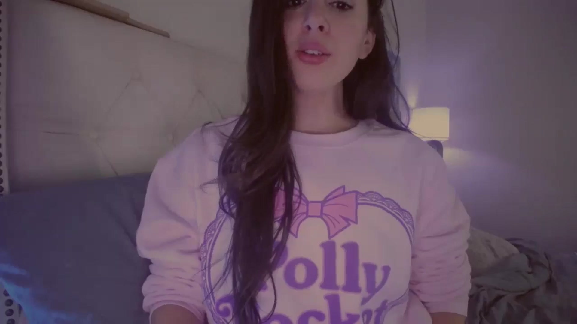 Gallery image thumbnail from Isabelle's myfreecams stream on, 04/29/2024, 05:21 image 15 of 20