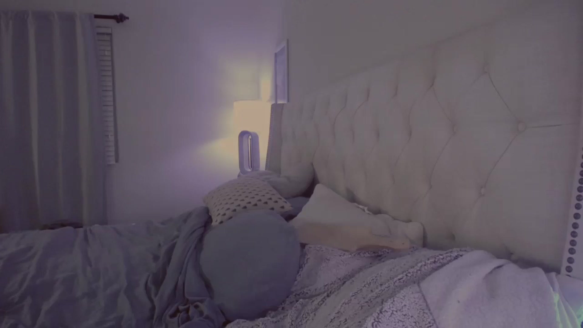 Gallery image thumbnail from Isabelle's myfreecams stream on, 05/05/2024, 03:30 image 12 of 20