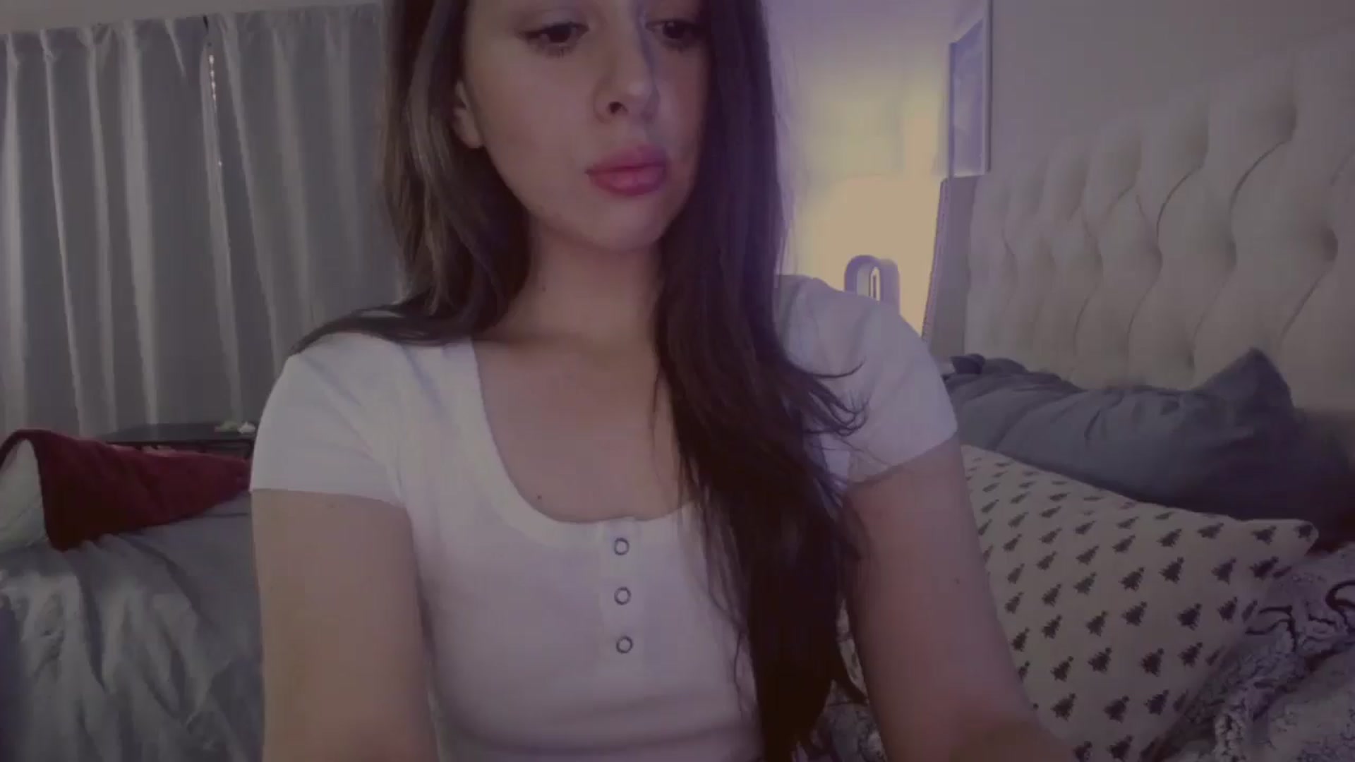 Gallery image thumbnail from Isabelle's myfreecams stream on, 05/10/2024, 03:23 image 4 of 20