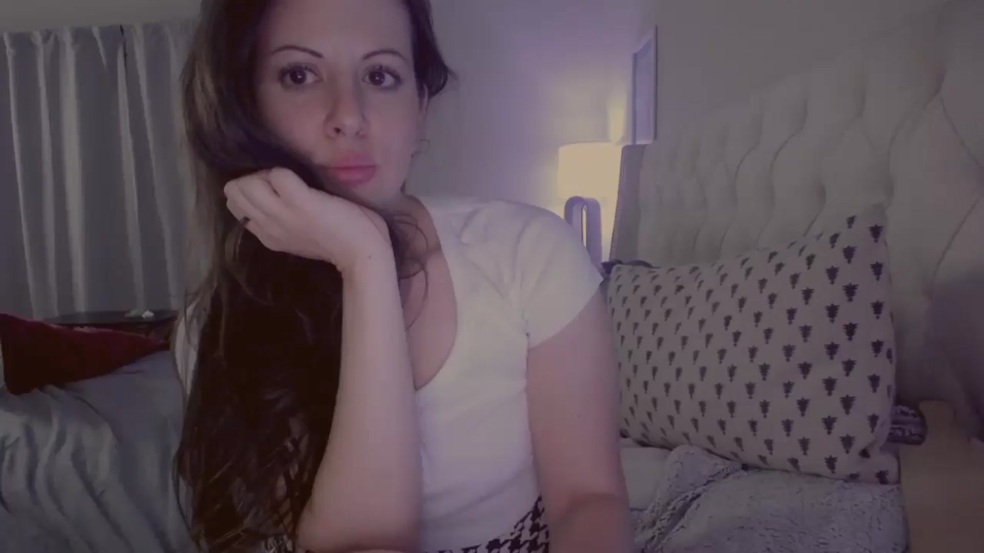 Gallery image thumbnail from Isabelle's myfreecams stream on, 05/10/2024, 06:35 image 1 of 20