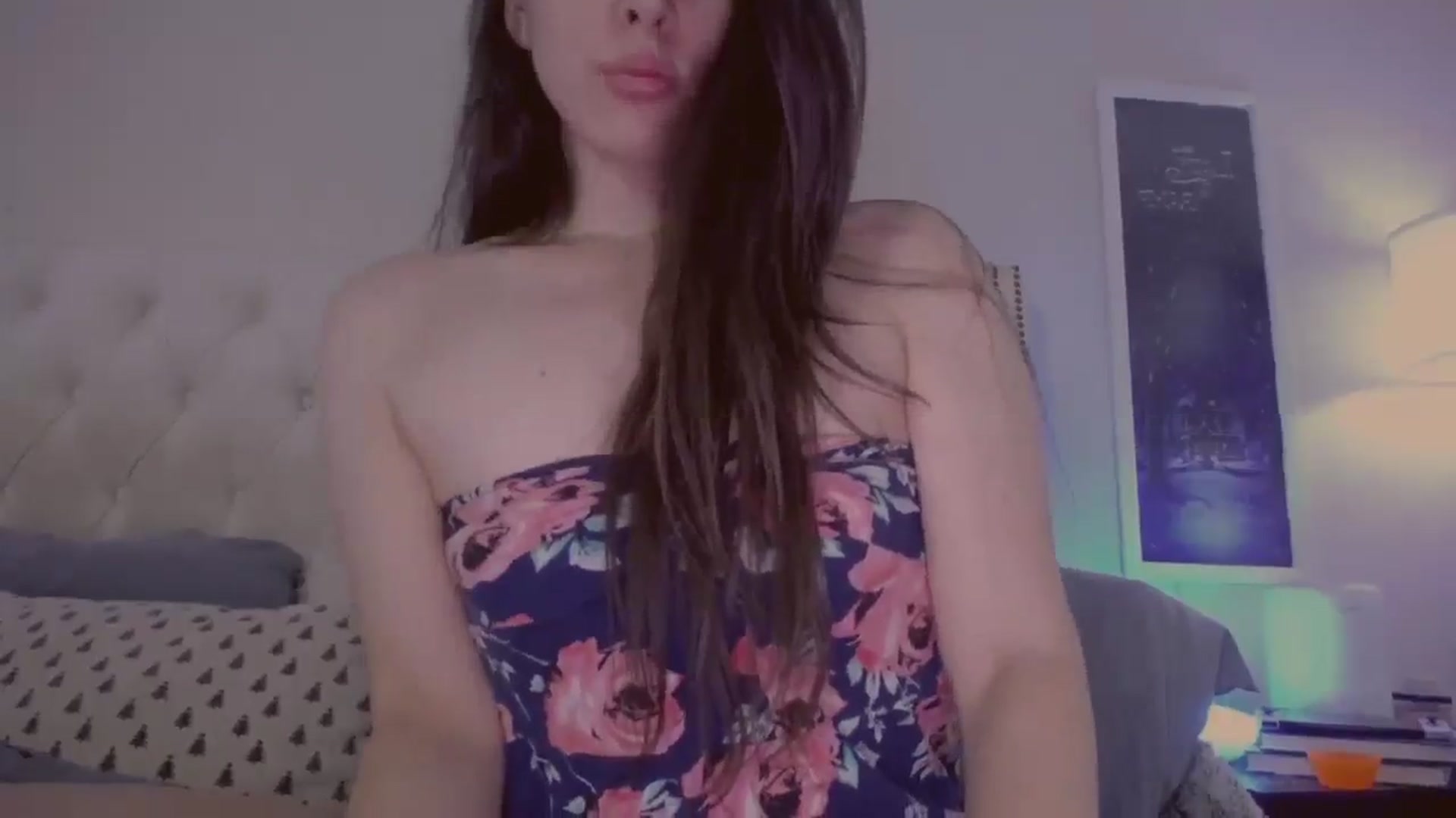 Gallery image thumbnail from Isabelle's myfreecams stream on, 06/05/2024, 05:30 image 15 of 20